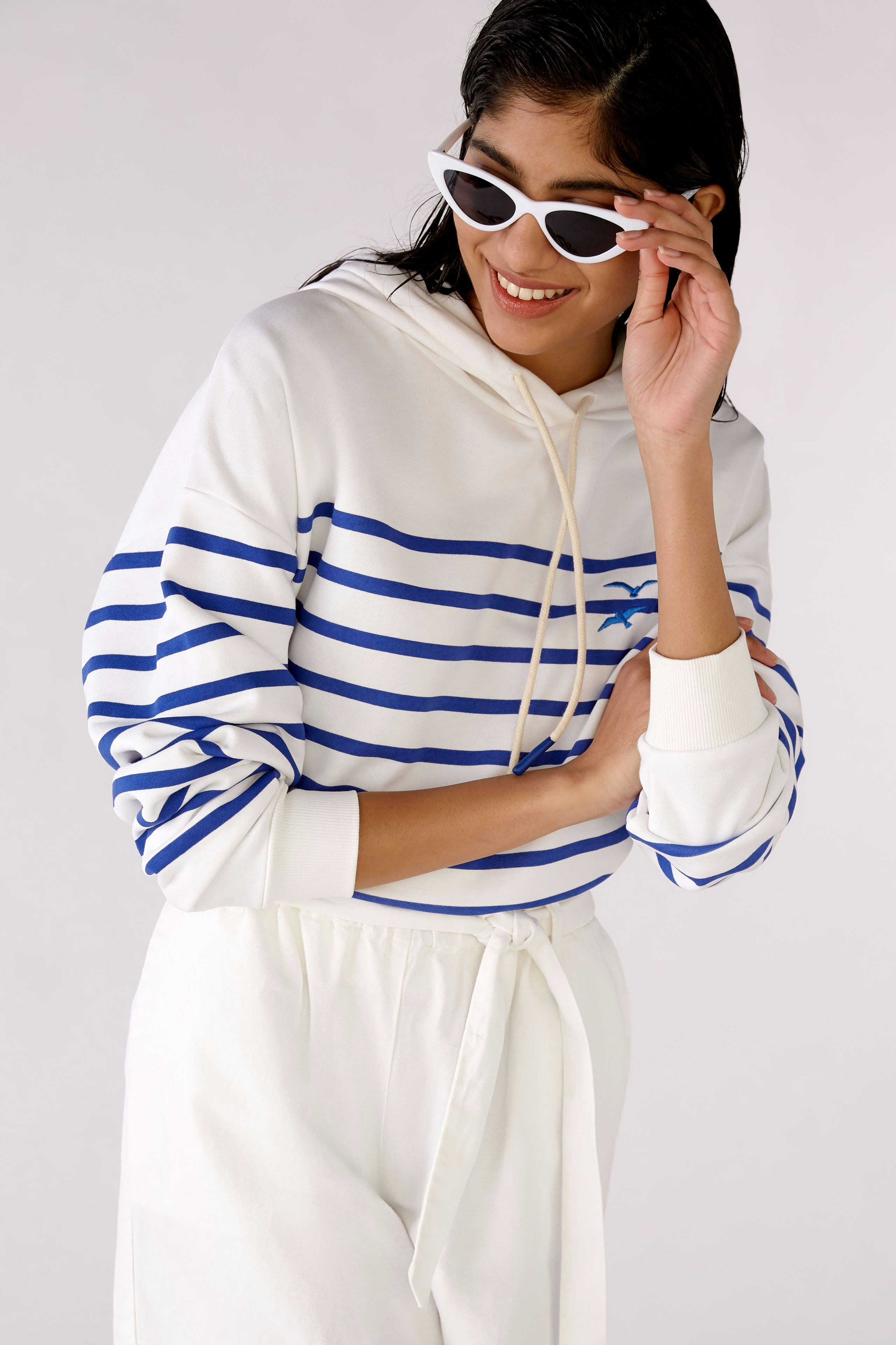 Bild 7 von Sweatshirt - white blue in white blue | Oui