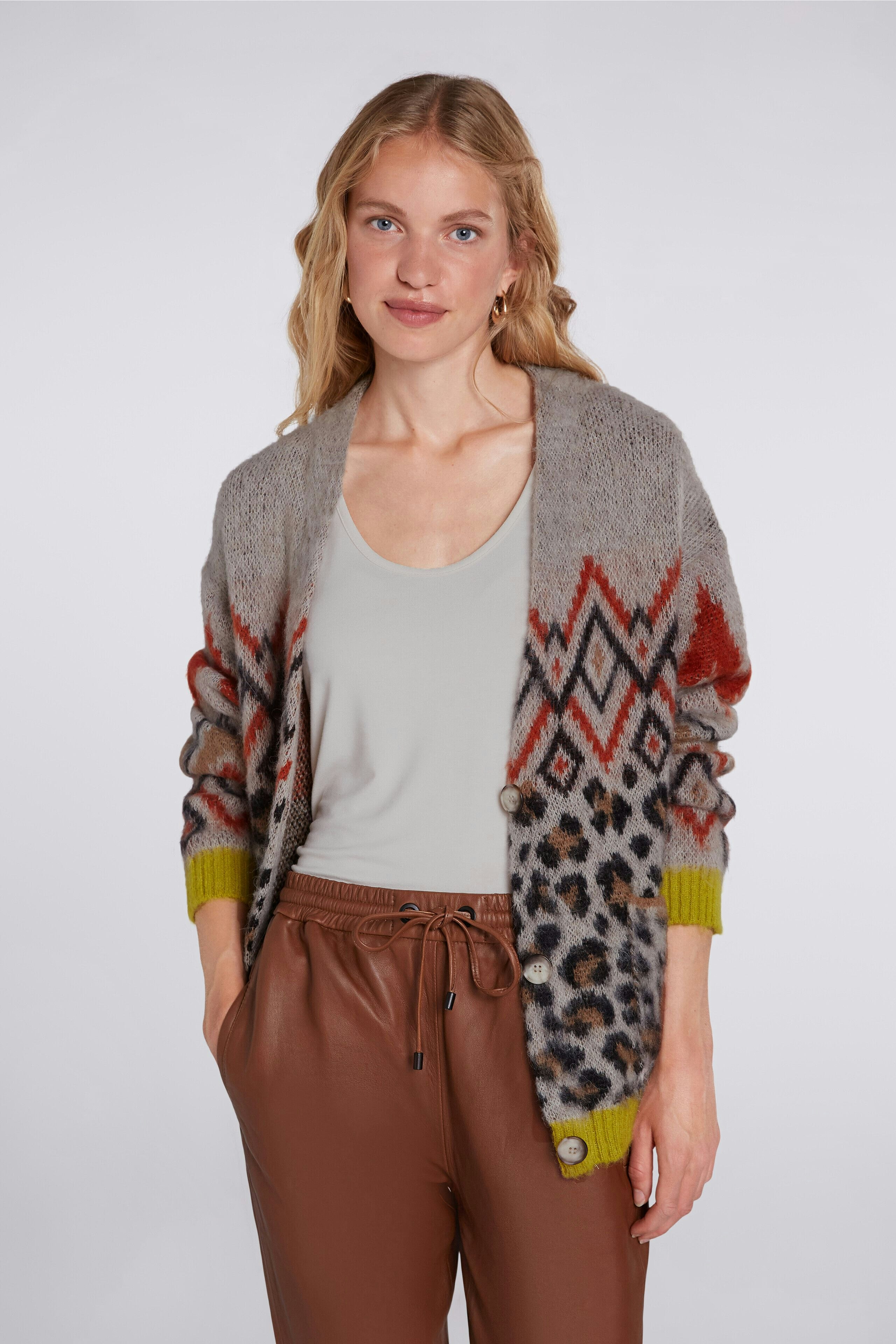 Bild 2 von Cardigan - light stone camel in light stone camel | Oui