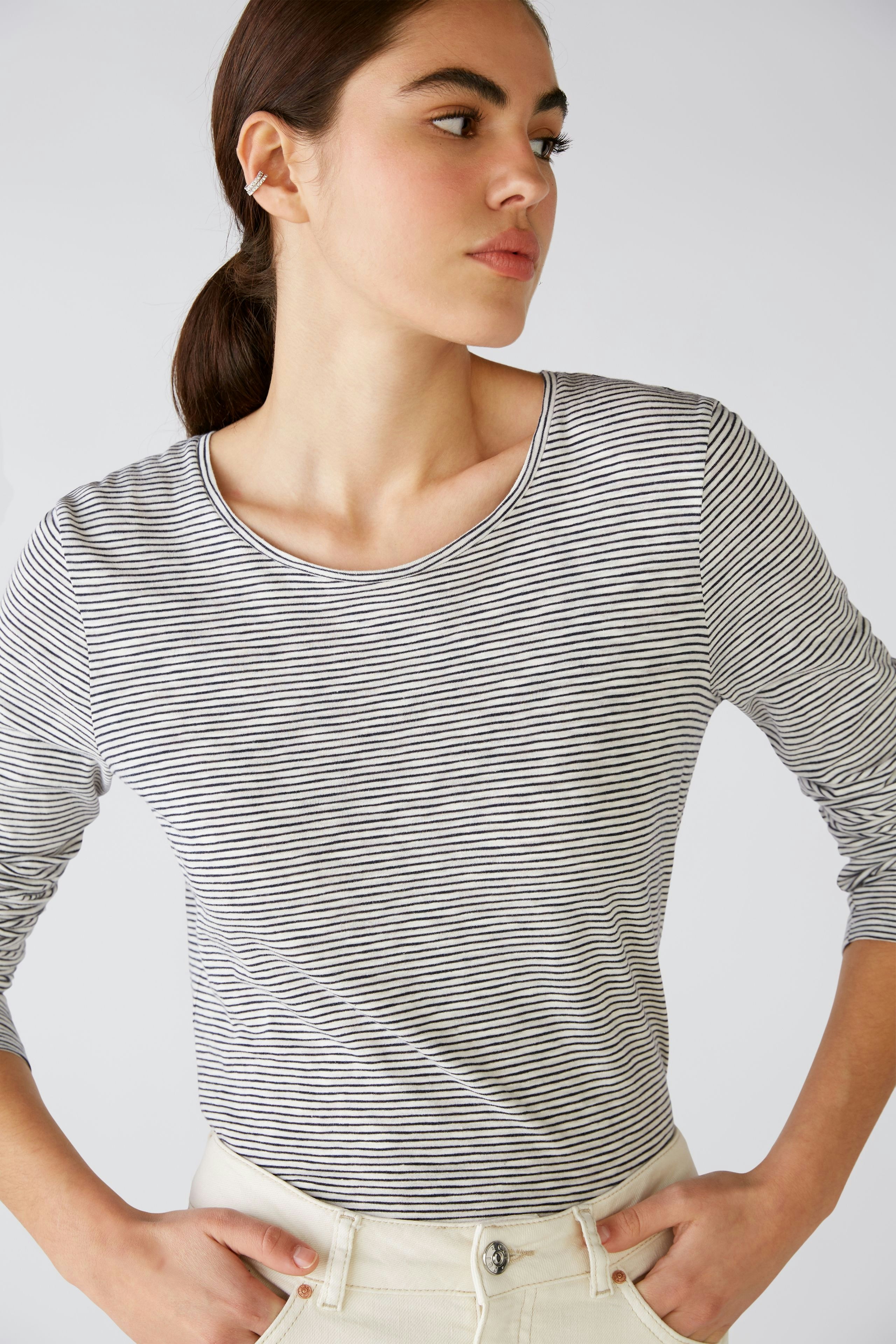 Bild 5 von Langarmshirt - white blue in white blue | Oui