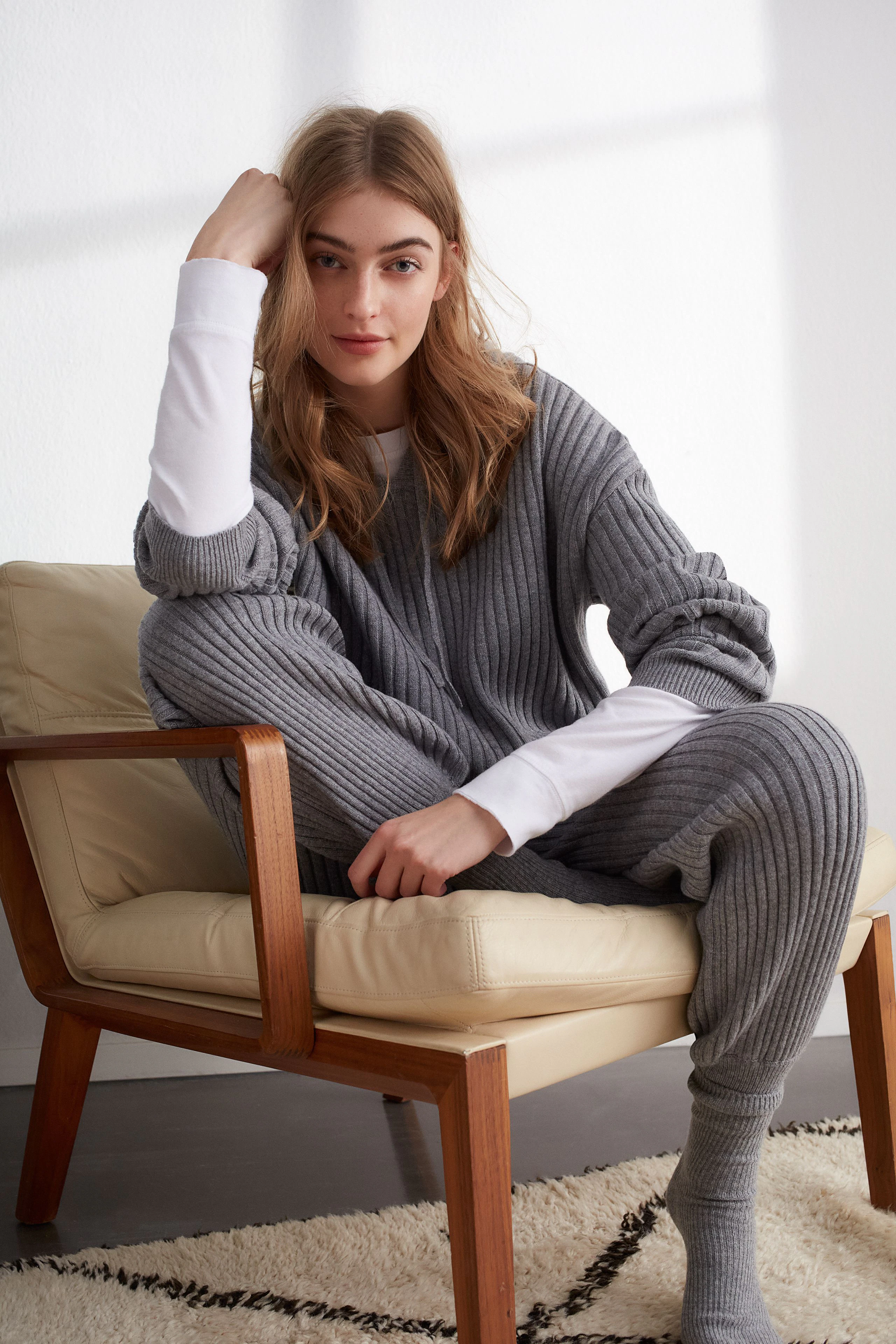 Image 7 of pullover - grey melange in grey melange | Oui
