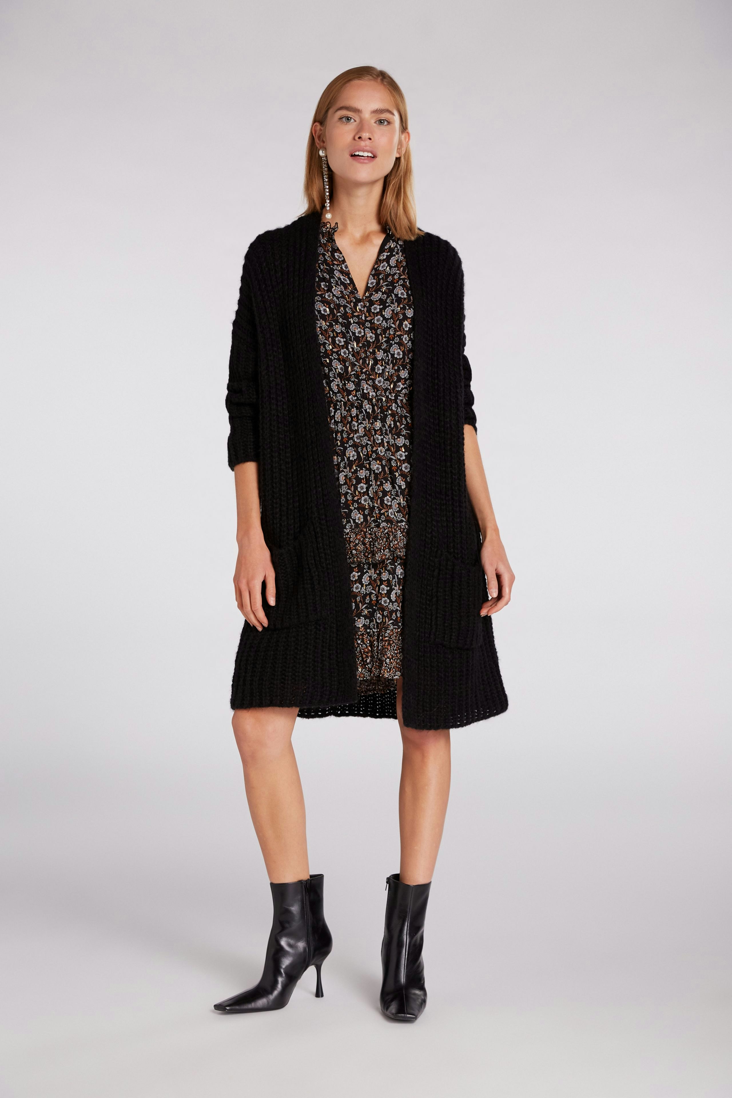 Bild 1 von Knitted coat - black in black | Oui