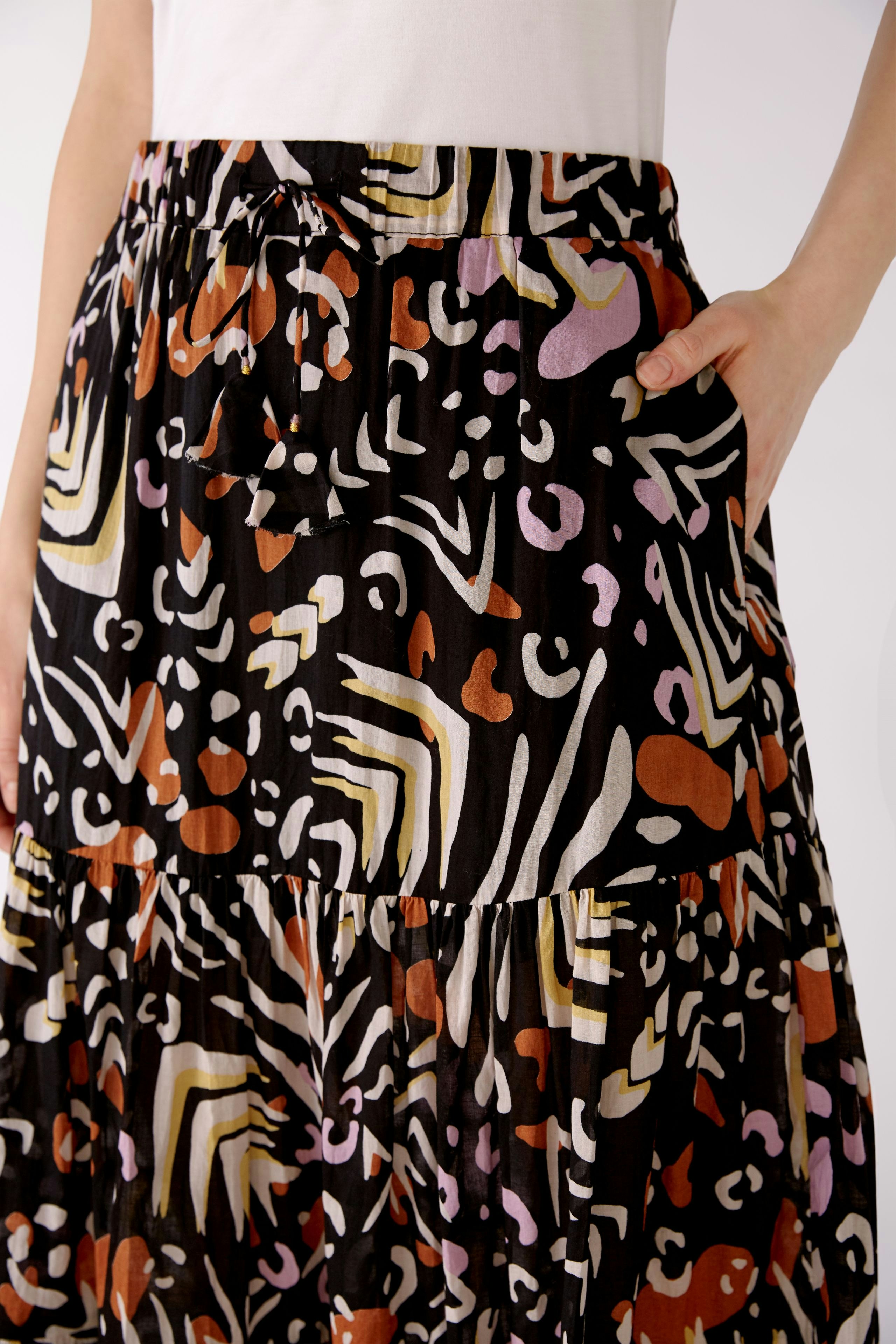 Bild 5 von Maxi skirt - black offwhite in black offwhite | Oui