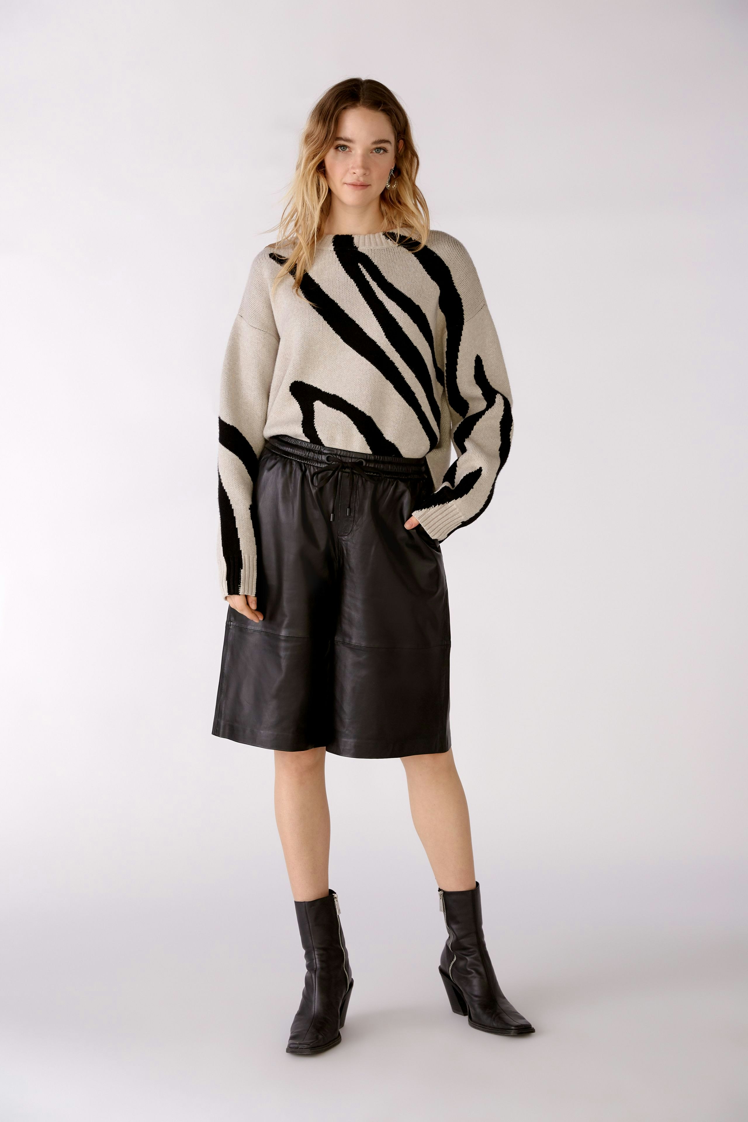 Bild 2 von Pullover - light stone grey in light stone grey | Oui