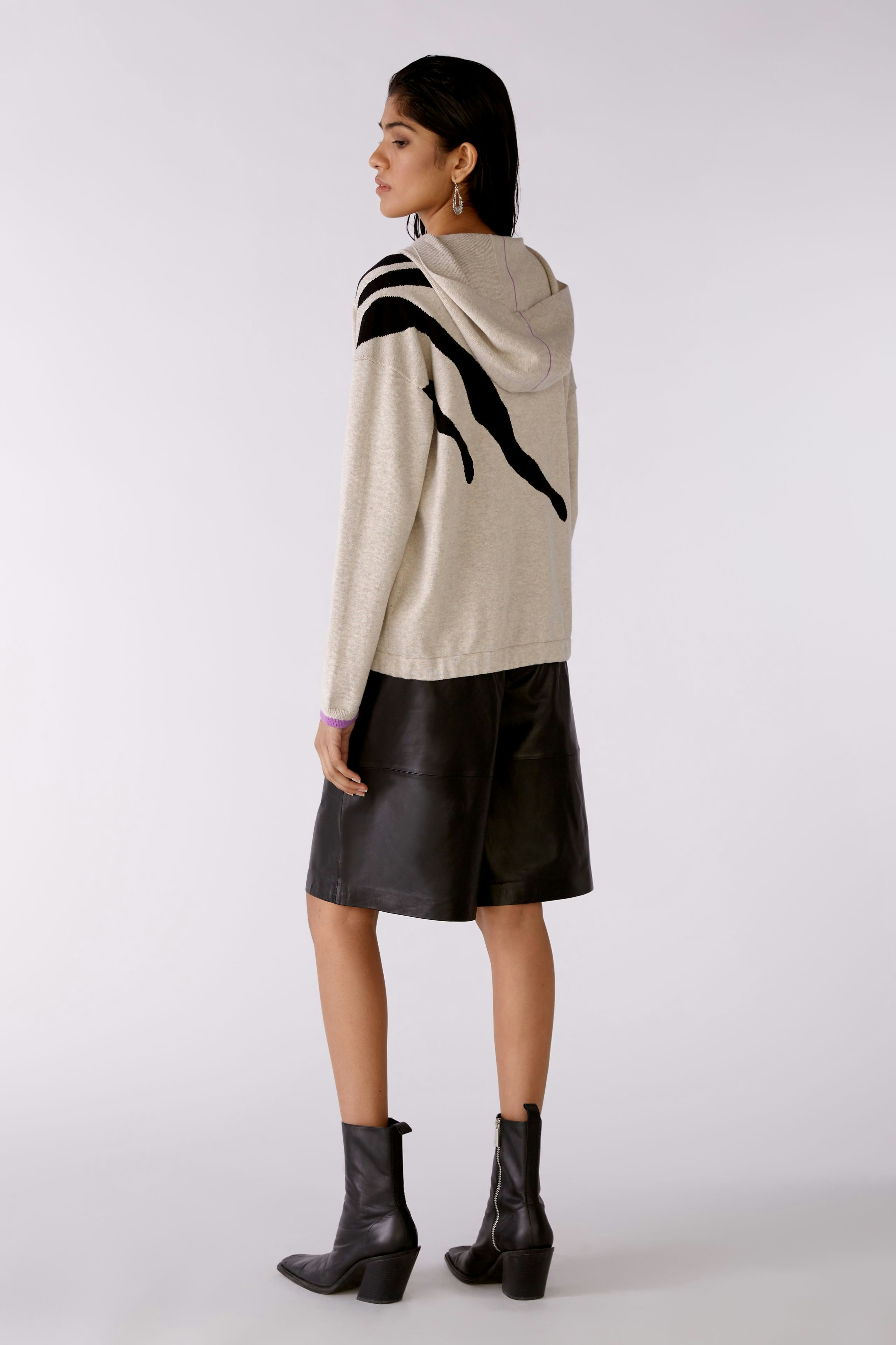 Bild 4 von Strickhoodie - light stone violet in light stone violet | Oui