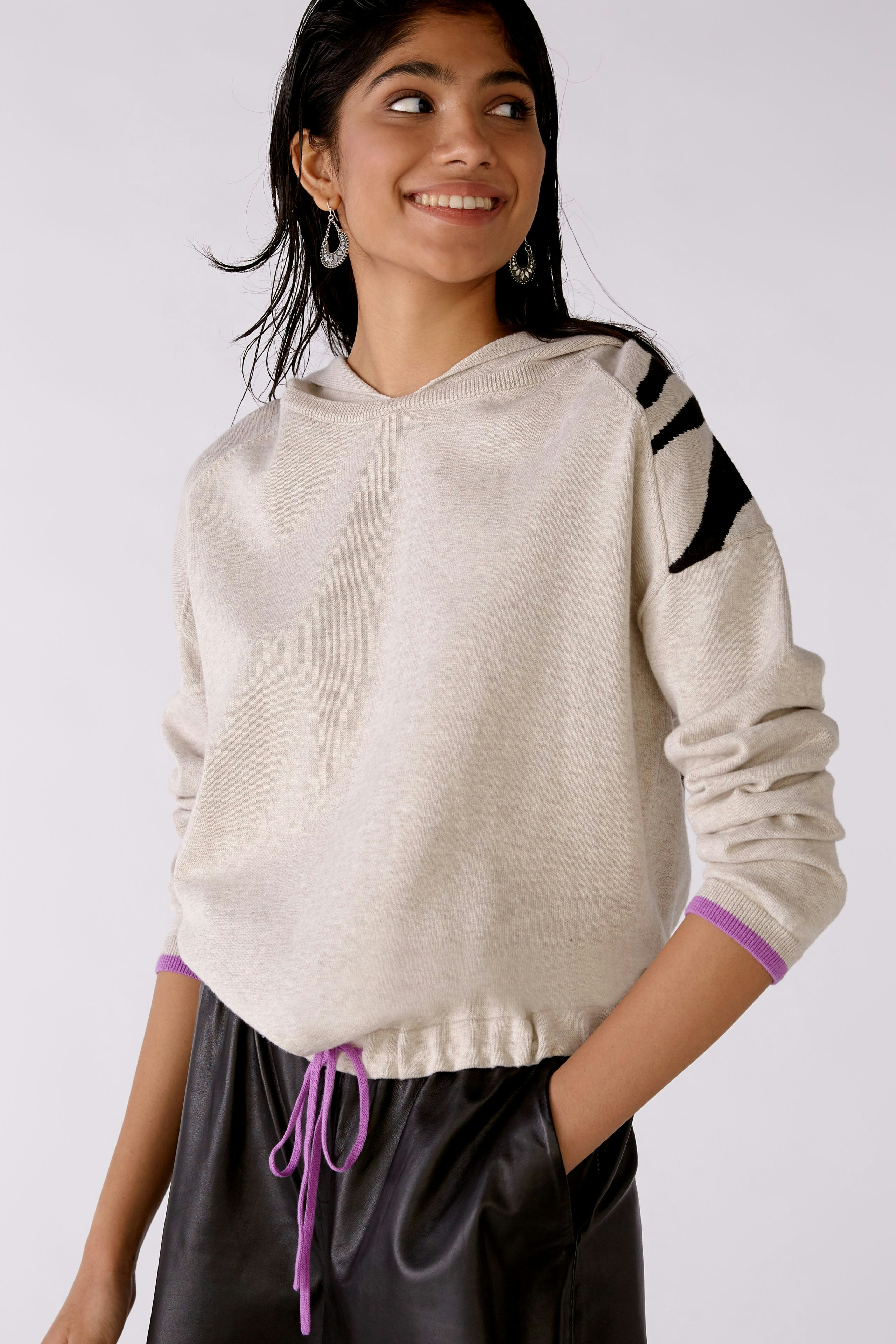 Bild 5 von Strickhoodie - light stone violet in light stone violet | Oui