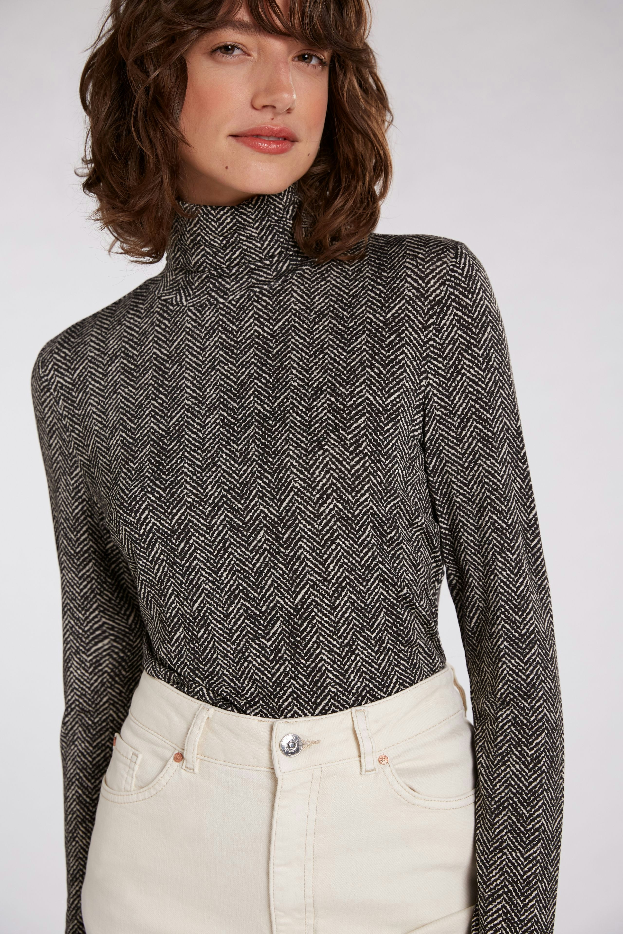 Bild 5 von Long-sleeved shirt - offwhite black in offwhite black | Oui