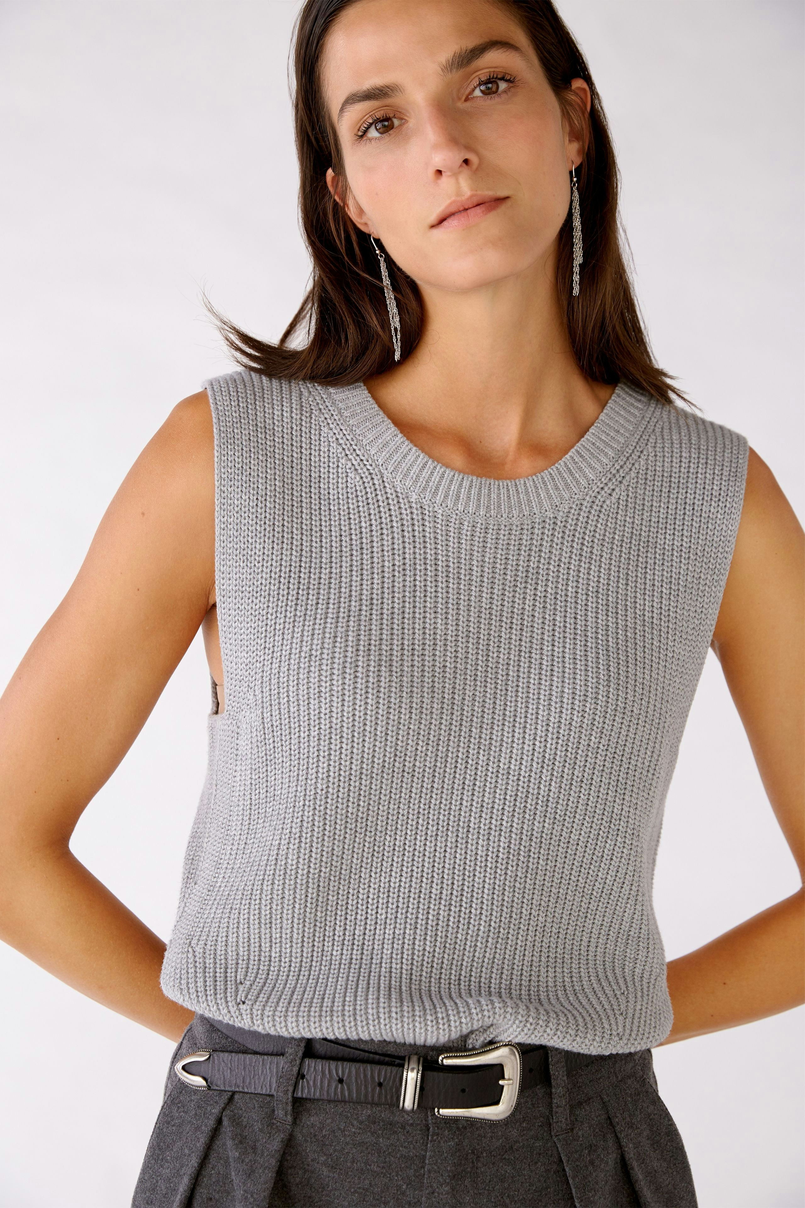 Bild 4 von Knitted slipover - light grey in light grey | Oui