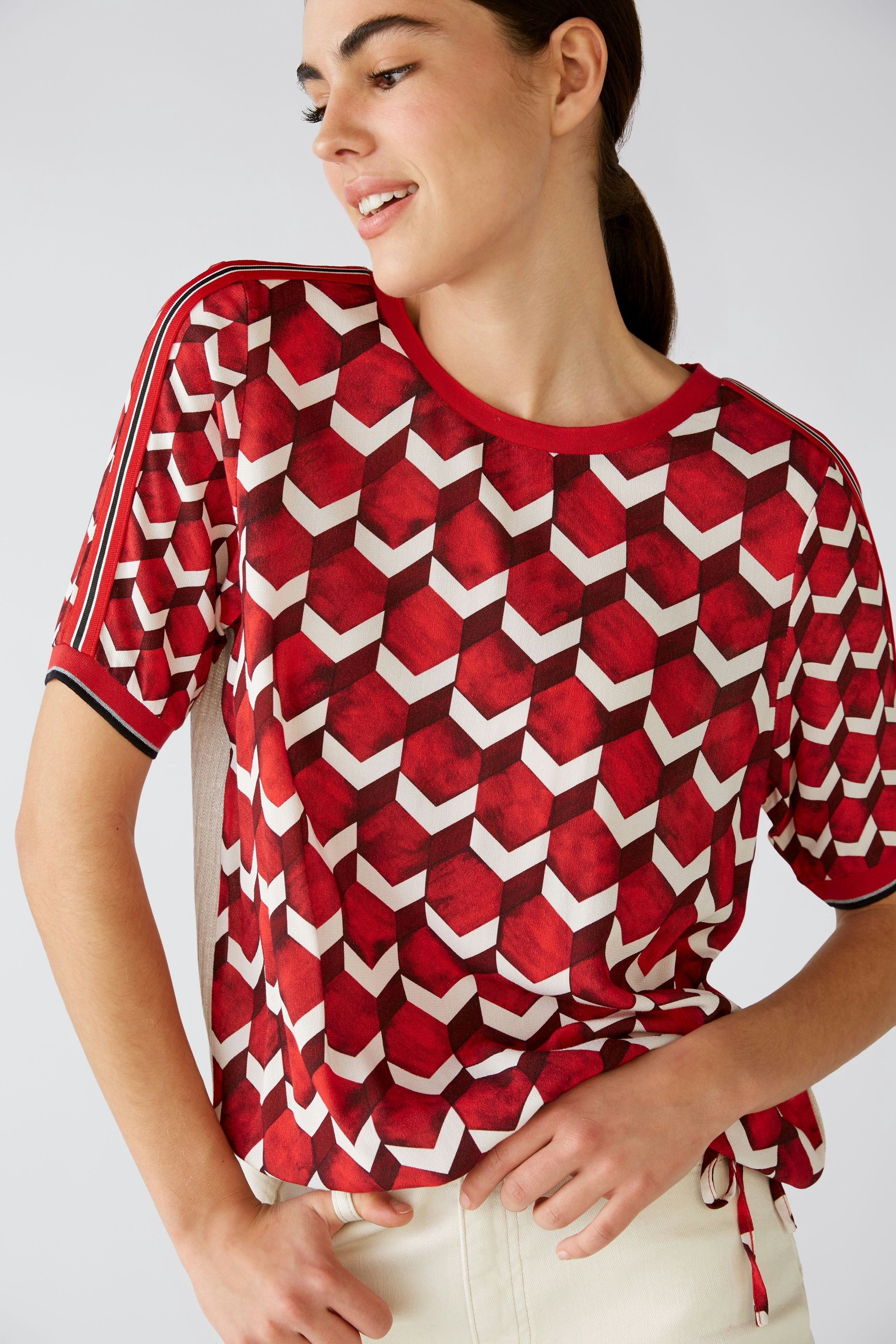 Bild 6 von T-shirt - red white in red white | Oui