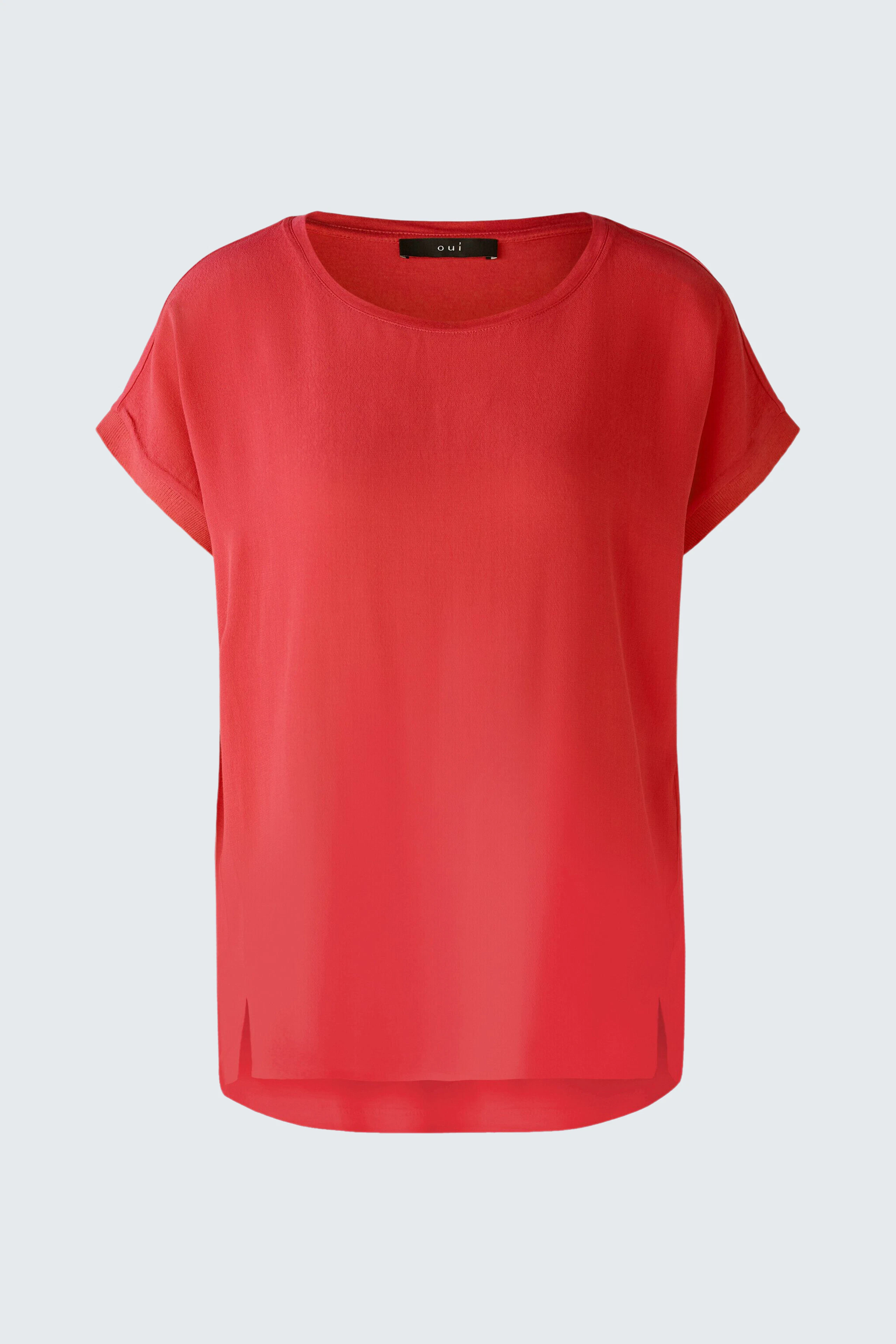 Leichtes Blusenshirt in Rot: Schlichte Eleganz für jeden Anlass.