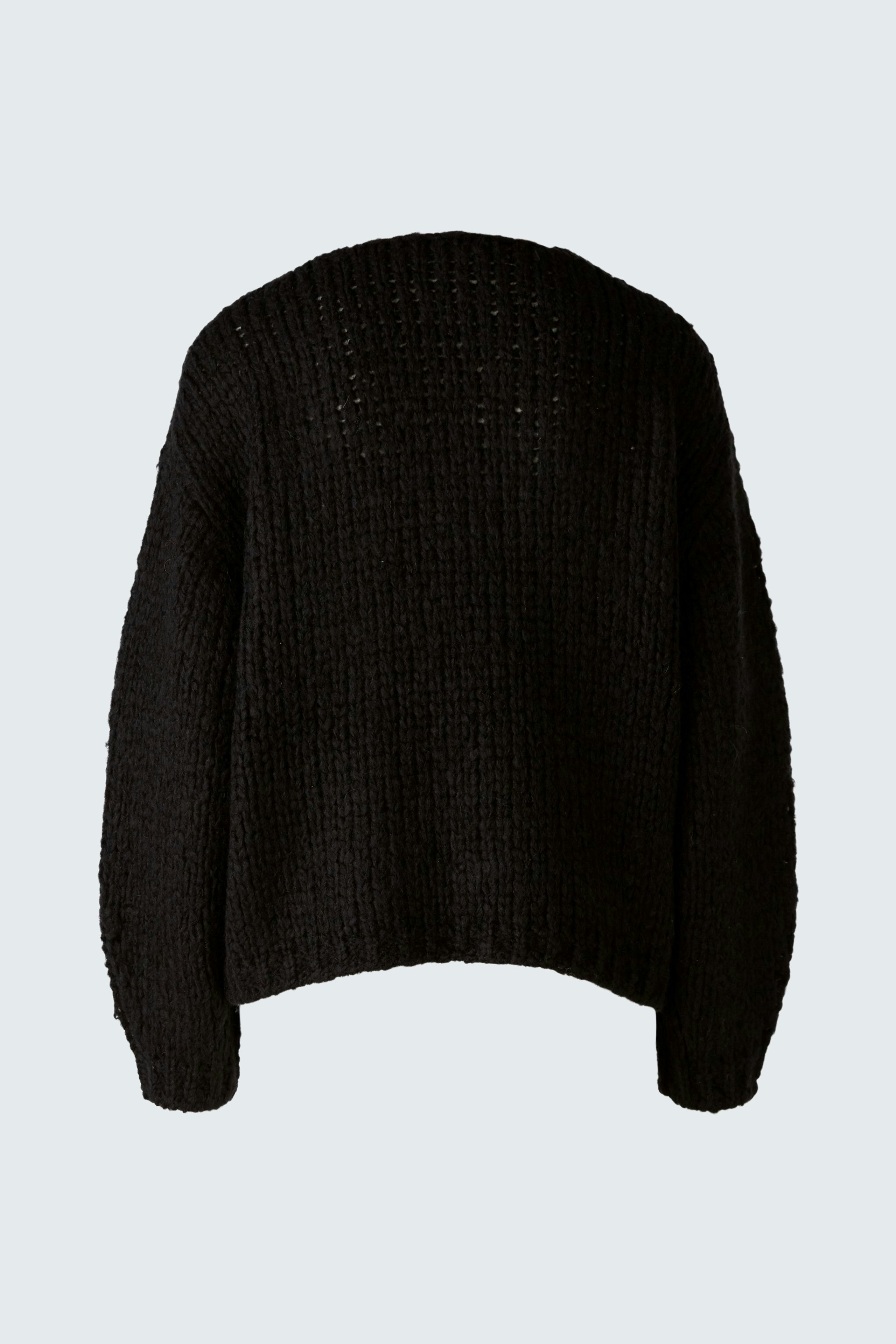 Schwarze Strickjacke für Damen mit lässigem Schnitt und weichem Material, ideal für jeden Anlass.