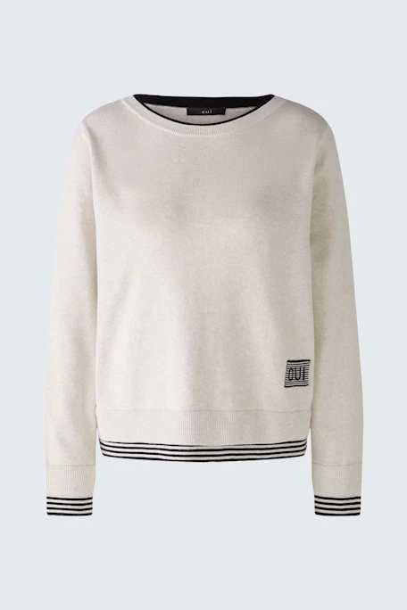Bequemer Damen-Pullover in hellem Beige mit sportlichem Streifenmuster am Saum und Logo-Detail.