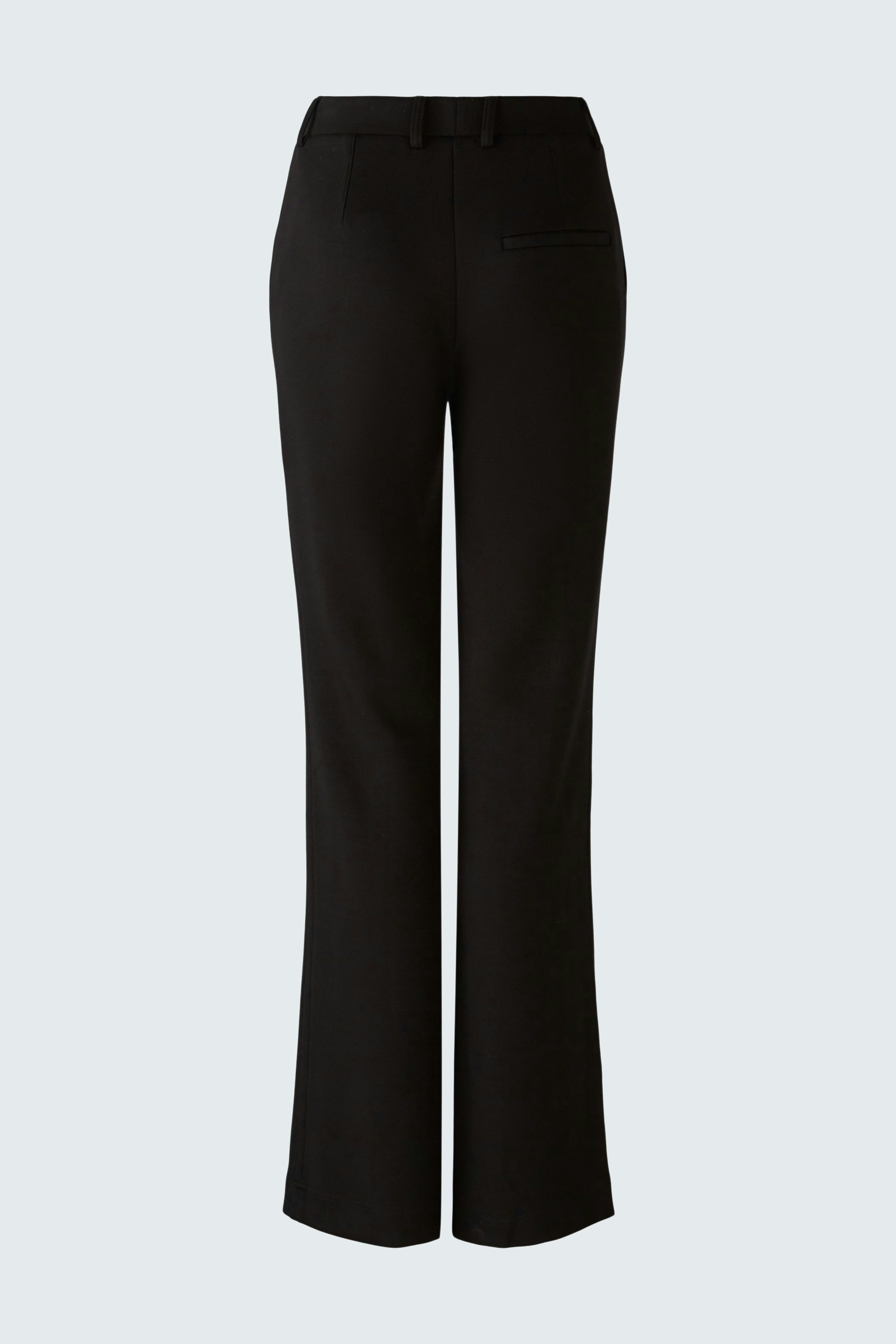 Elegante Damen-Hose: Schwarze, schmal geschnittene Hose mit klassischem Schnitt und feinem Material.