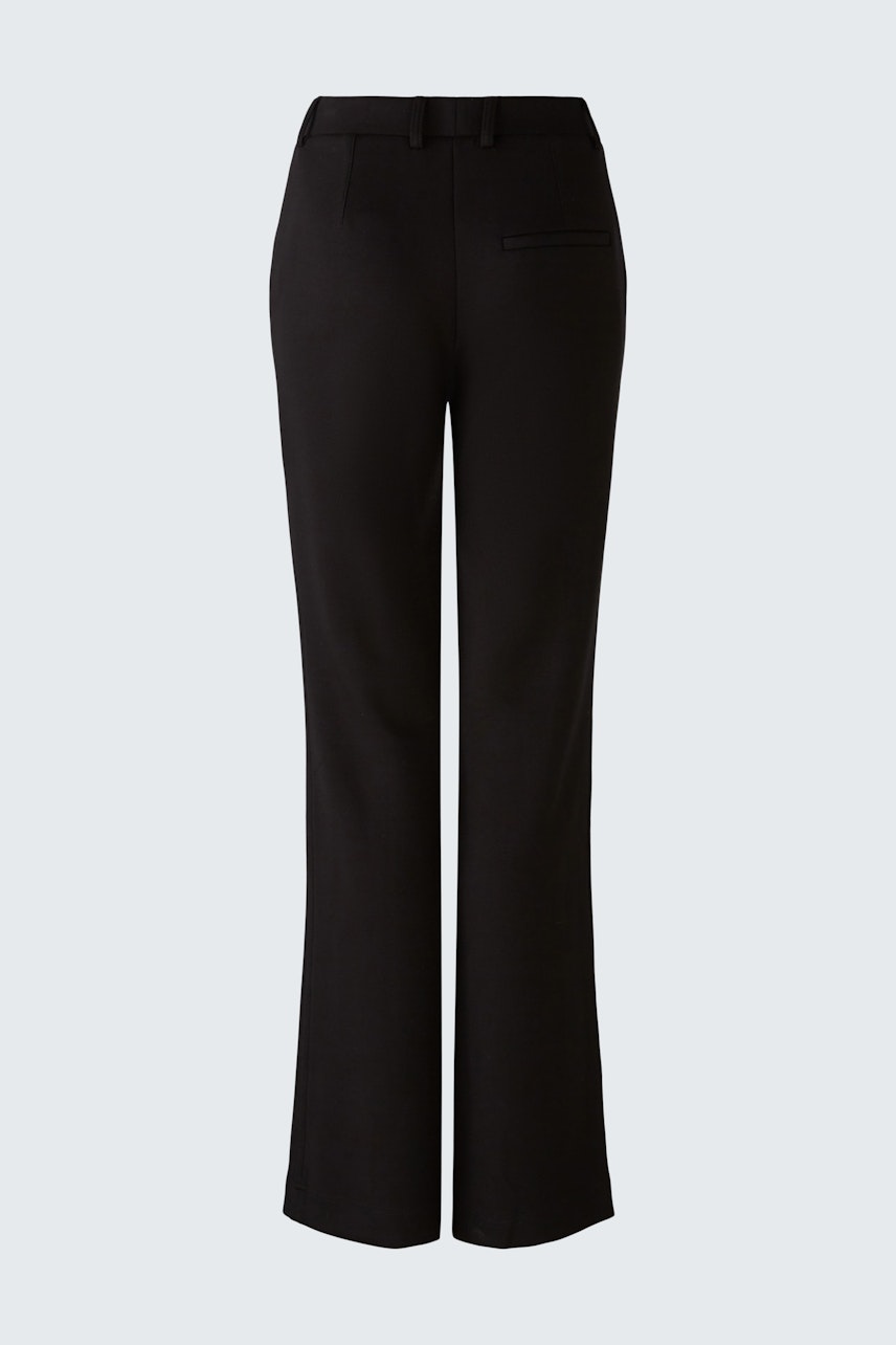 Elegante Damen-Hose: Schwarze, schmal geschnittene Hose mit klassischem Schnitt und feinem Material.