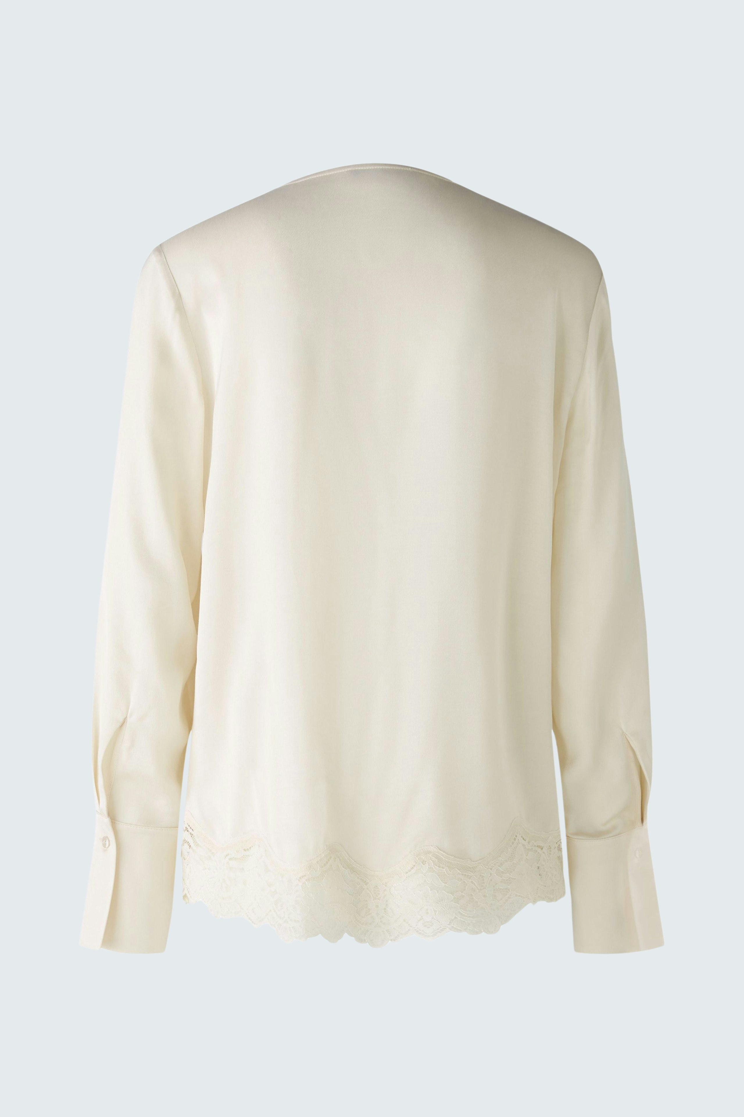 Elegante Damen-Bluse in Creme mit feinen Details und lässigem Schnitt, ideal für jeden Anlass.