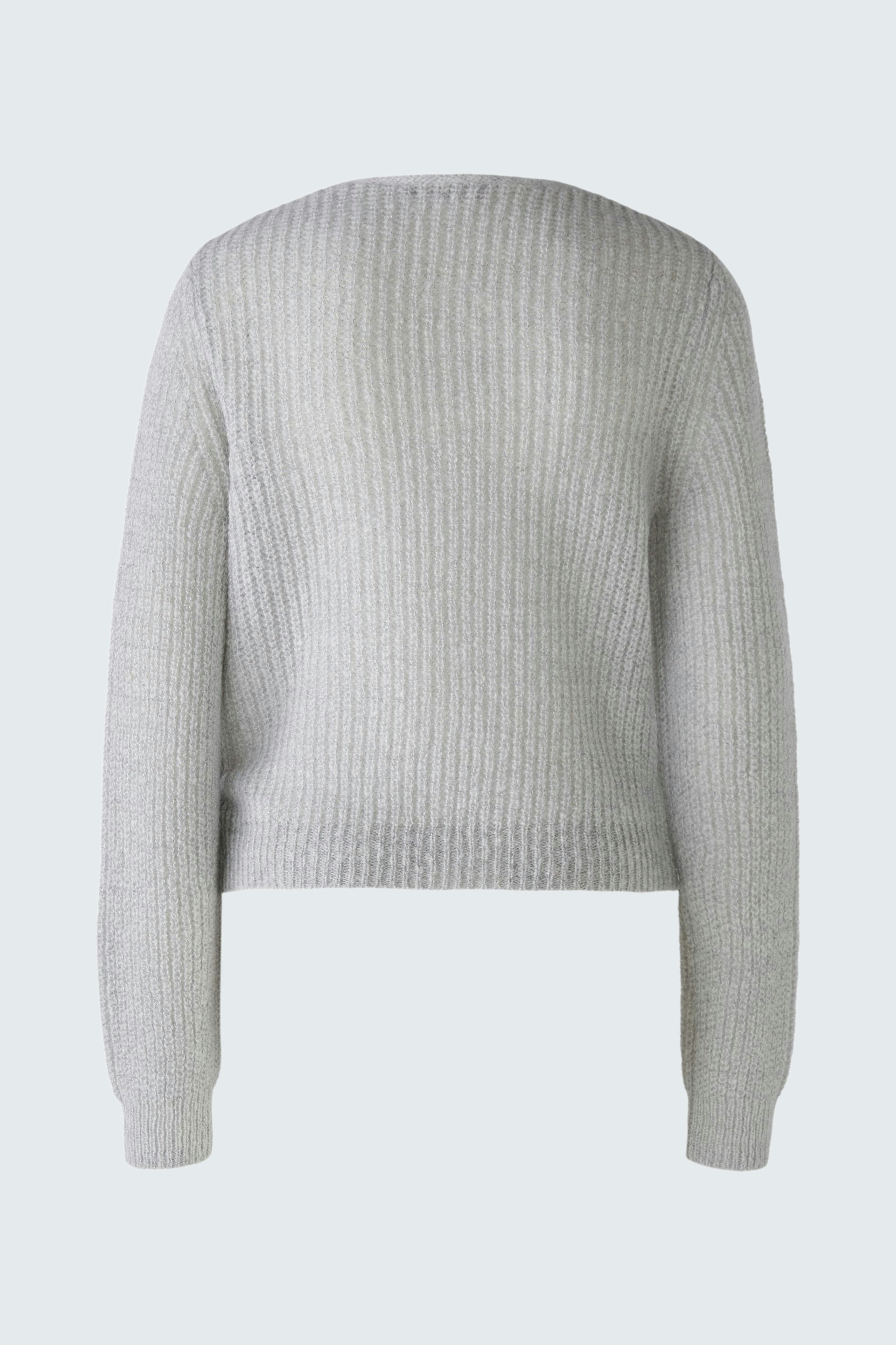 Stylish women's pullover: Soft grey ribbed design with a relaxed fit, perfect for casual wear.