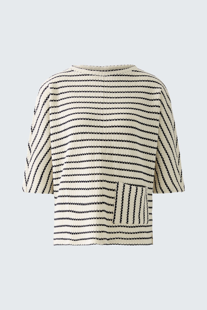 Stylish women's pullover: Short-sleeved striped design with a pocket, perfect for casual wear.