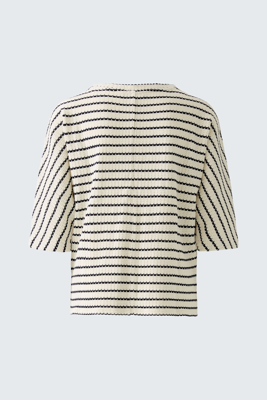 Stylish women's pullover: Cream striped design with a relaxed fit, perfect for casual wear.