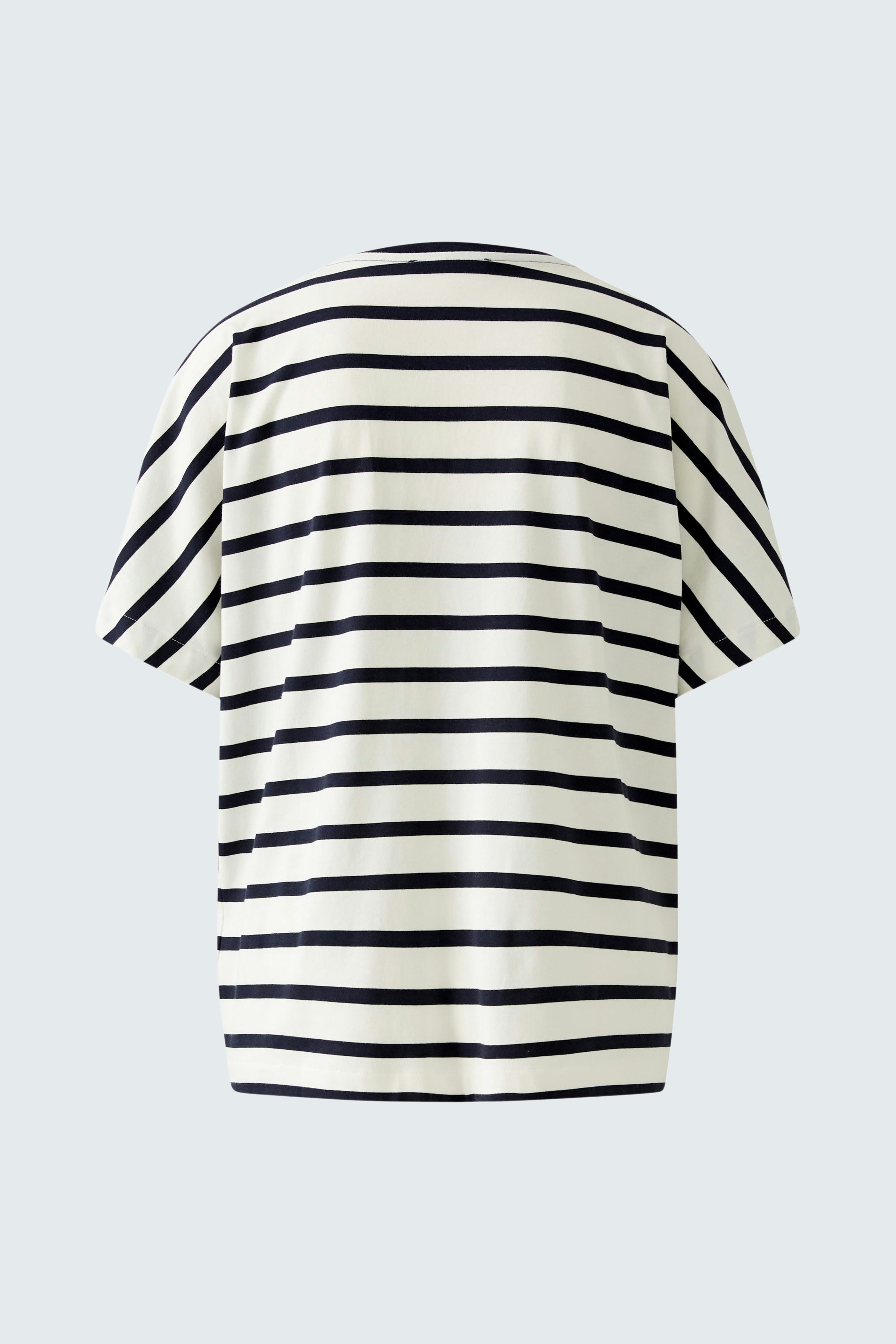 Stylish women's T-shirt: Back view of a striped tee, perfect for casual outfits.