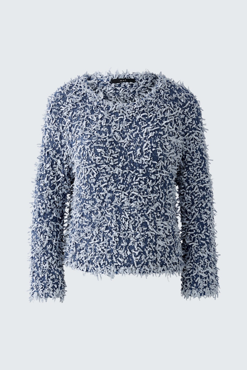 Cozy women's pullover in blue with textured design, perfect for casual outfits.