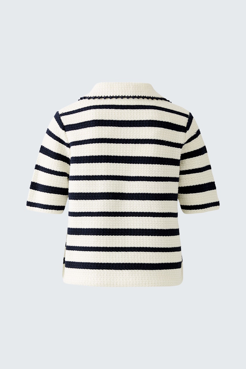 Stylish women's pullover: Back view of a striped pullover in navy and white, perfect for casual wear.