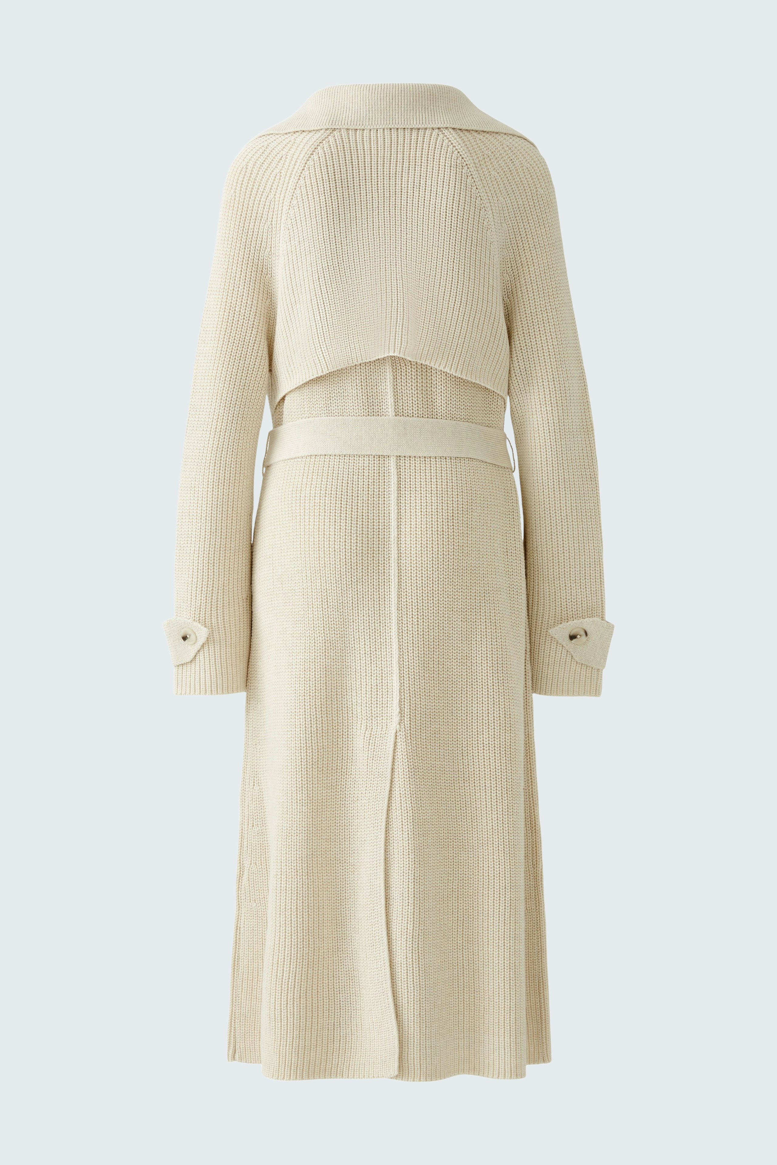 Elegant women's cardigan: A stylish cream knit cardigan with a belted waist and long sleeves.