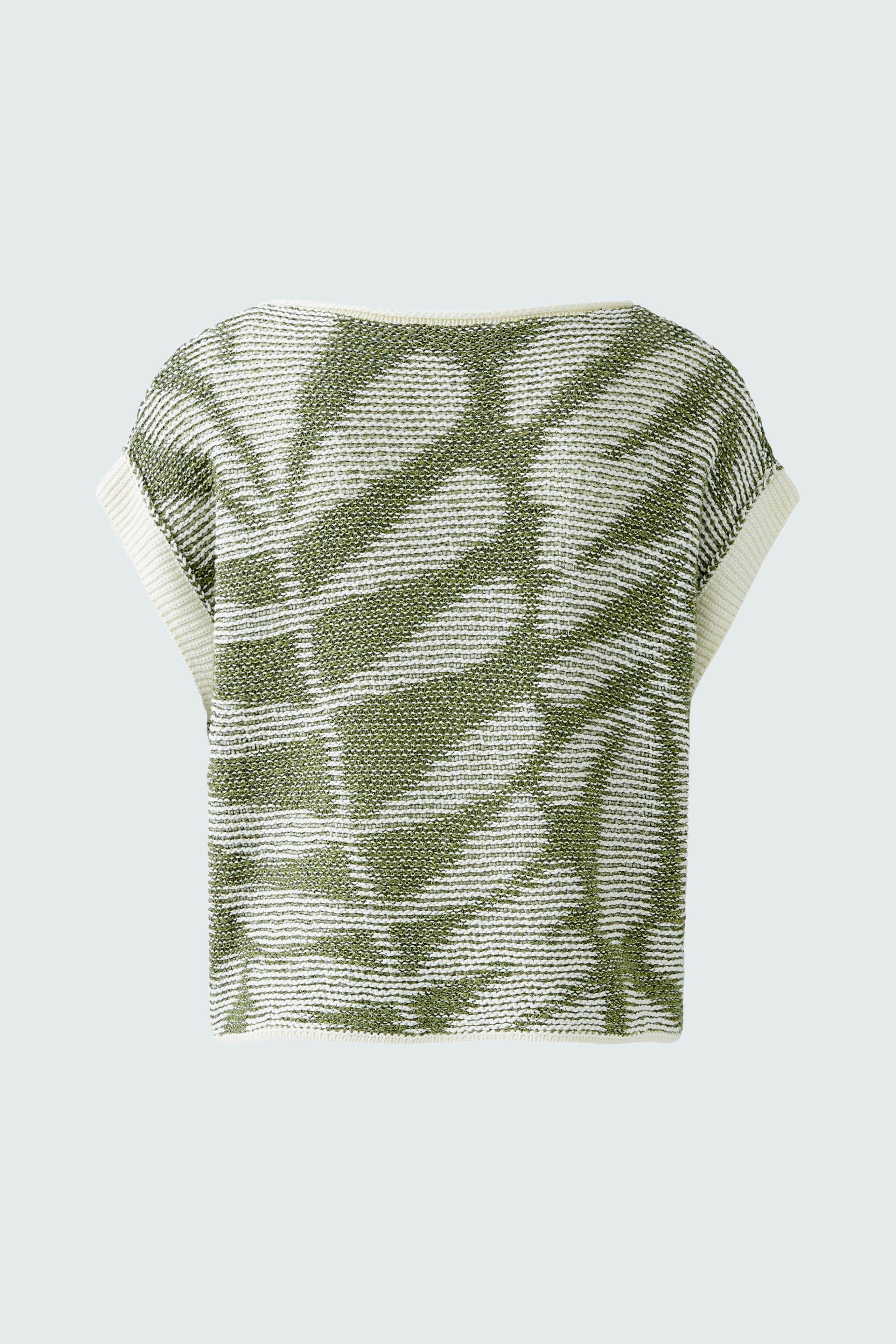 Stylish women's pullover in green with a leaf pattern, perfect for casual outfits.