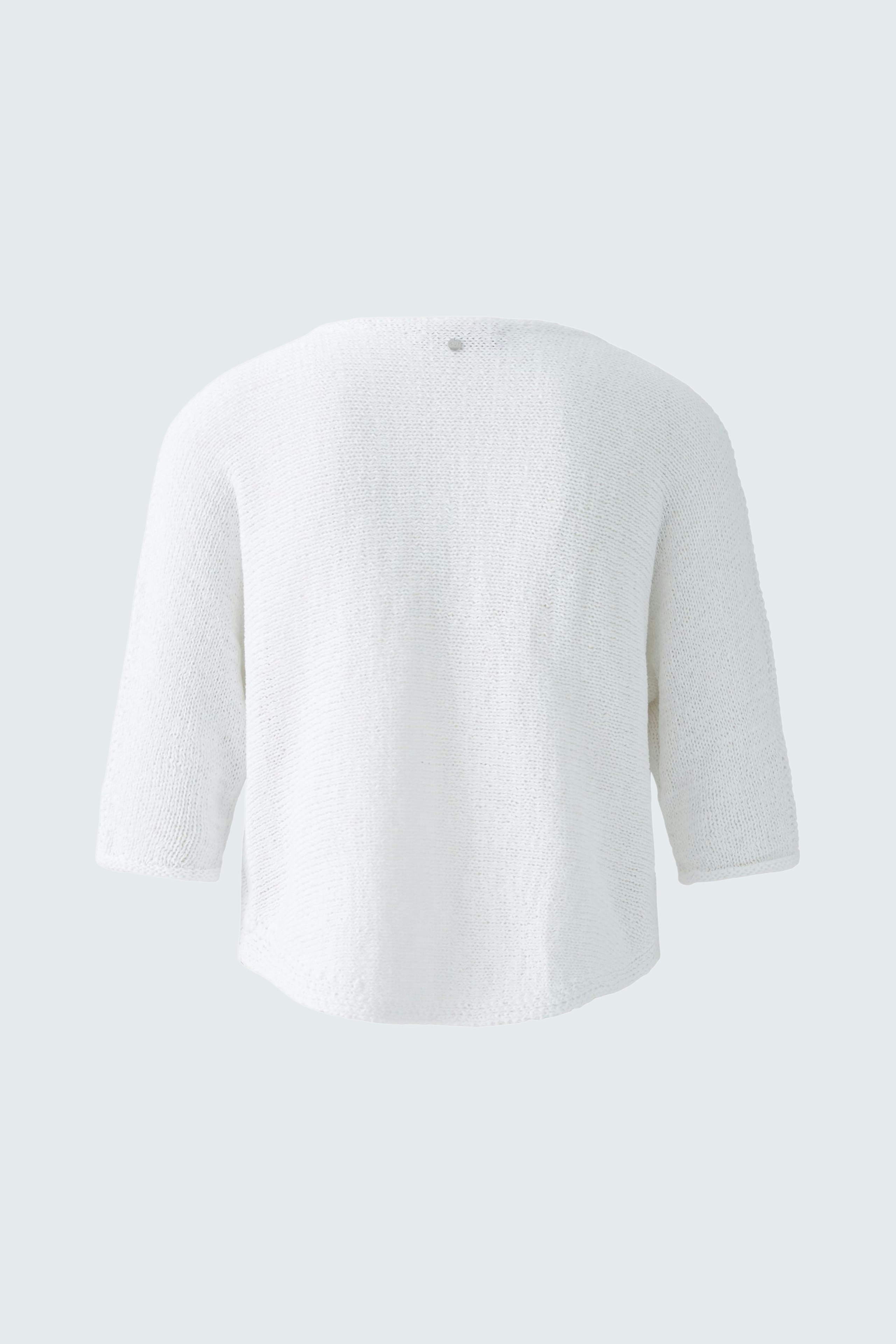 Eleganter Damen-Pullover in Weiß mit 3/4-Ärmeln, ideal für lässige und schicke Anlässe.