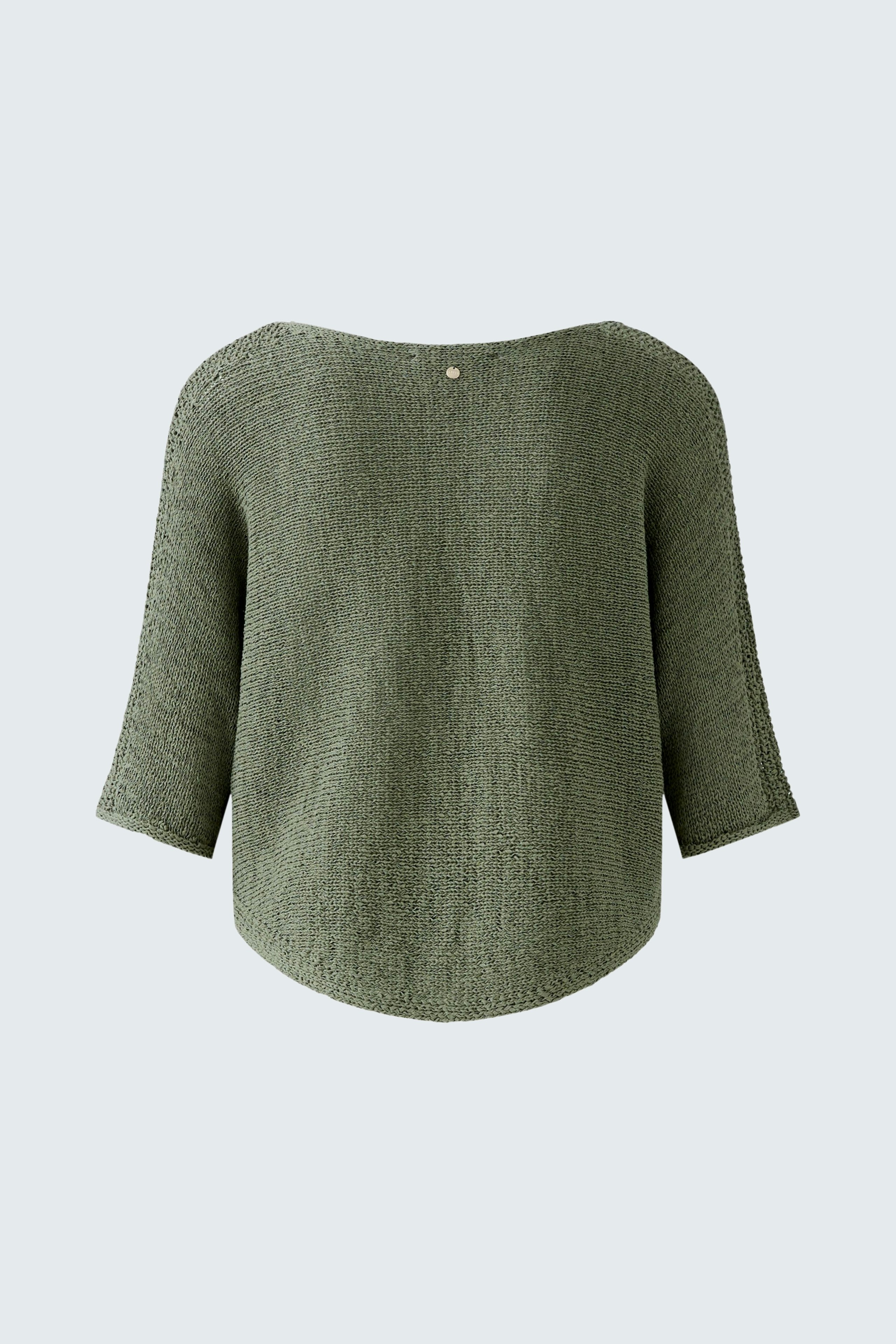 Stylish women's pullover in soft green with three-quarter sleeves and a rounded back design.