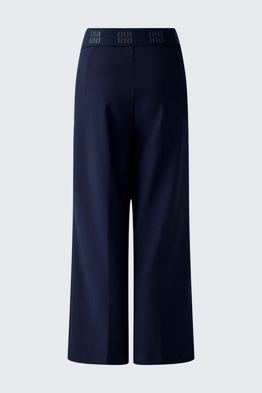 Comfortable culotte: Women's navy wide-leg pants with a soft waistband for a relaxed fit.