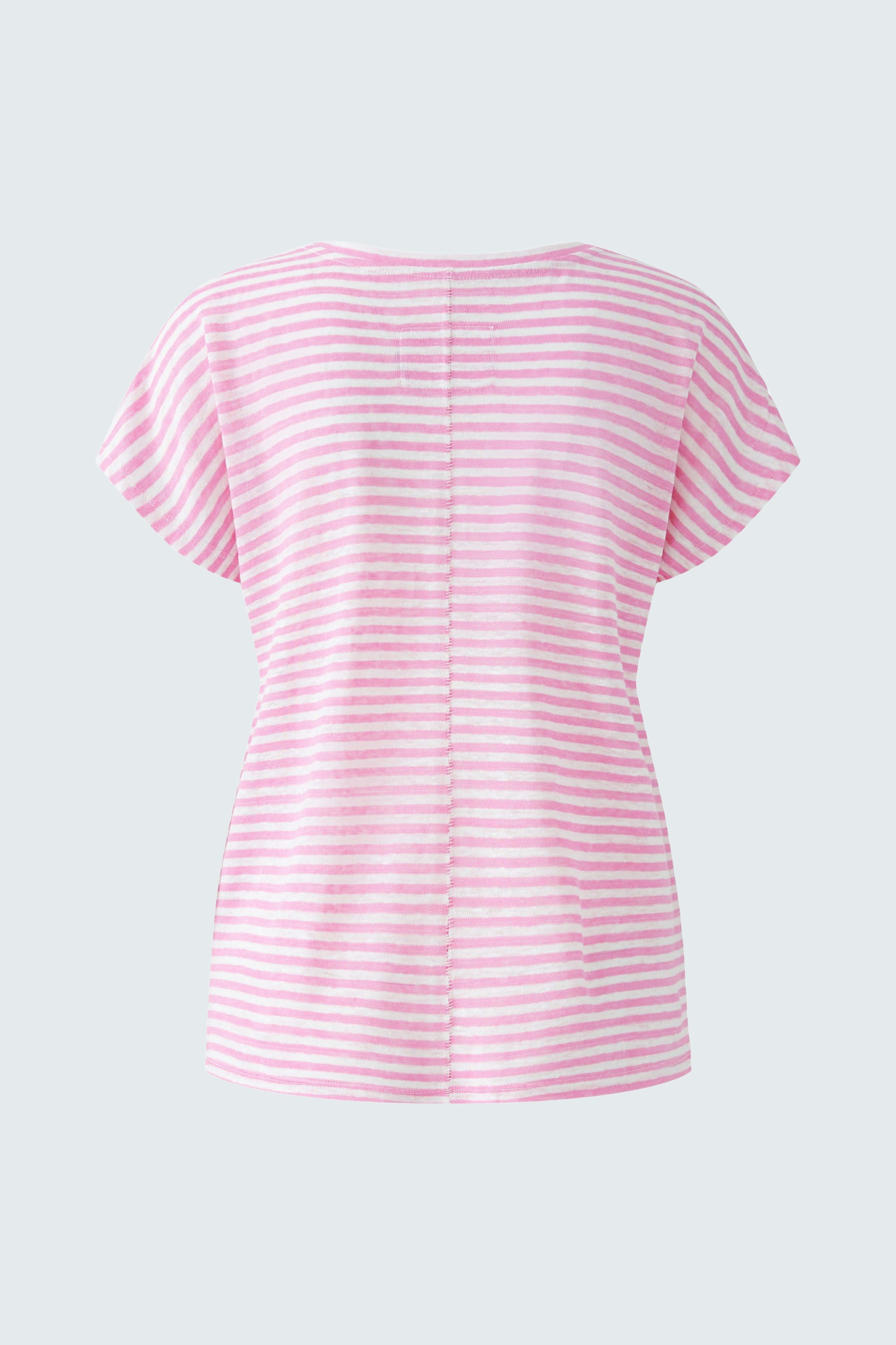 Casual women's pullover: Back view of a pink striped top with short sleeves, perfect for relaxed outfits.
