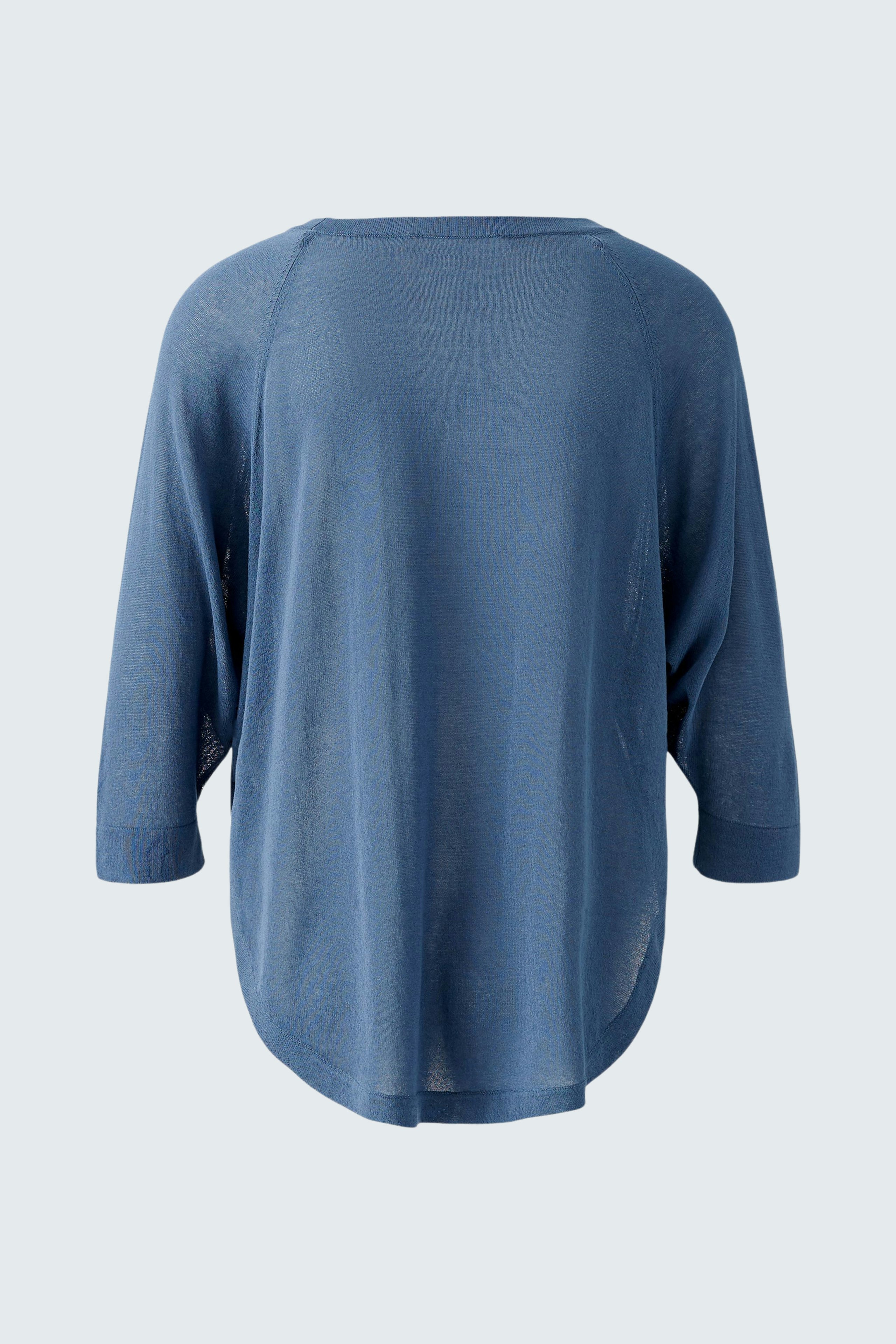 Bequemer Damen-Pullover in Blau mit 3/4-Ärmeln und lässigem Schnitt für einen entspannten Look.
