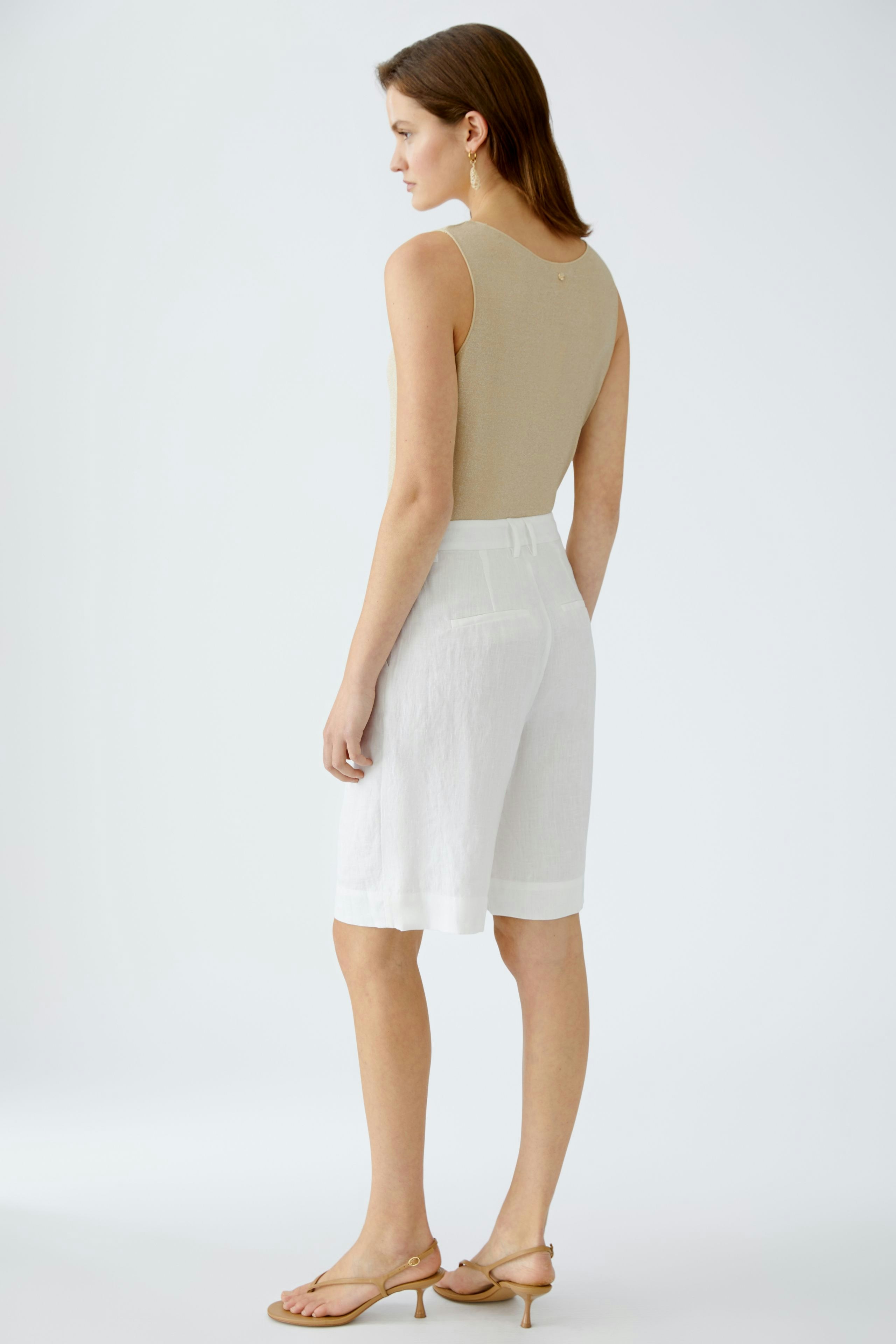 極美品✨ OMMO LINEN SHORT ALL IN ONE 白 現行 新品 OMMO LINEN SHORT ALL IN ONE white 36 - メルカリ