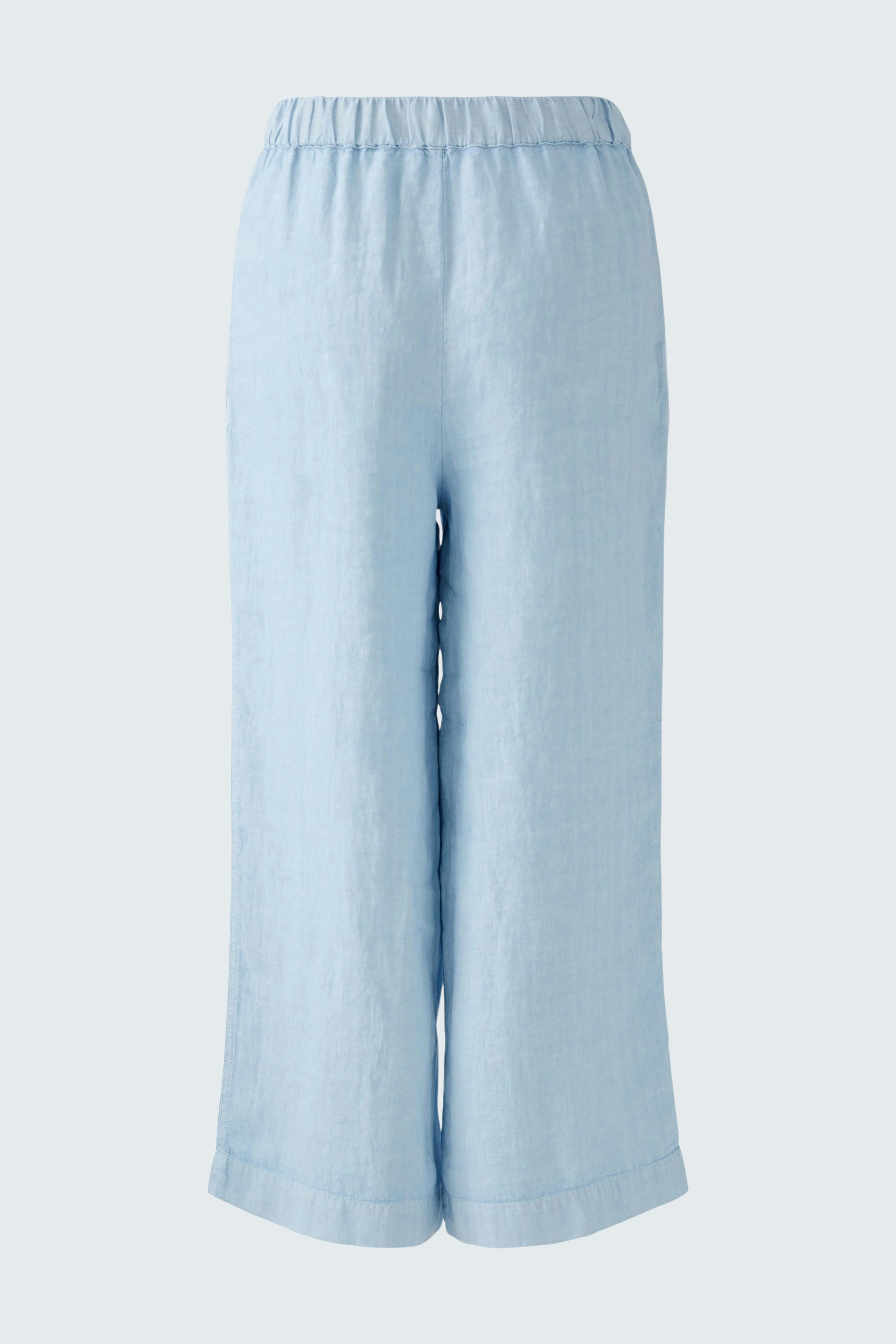 Light blue culottes with an elastic waistband, perfect for casual summer outfits.
