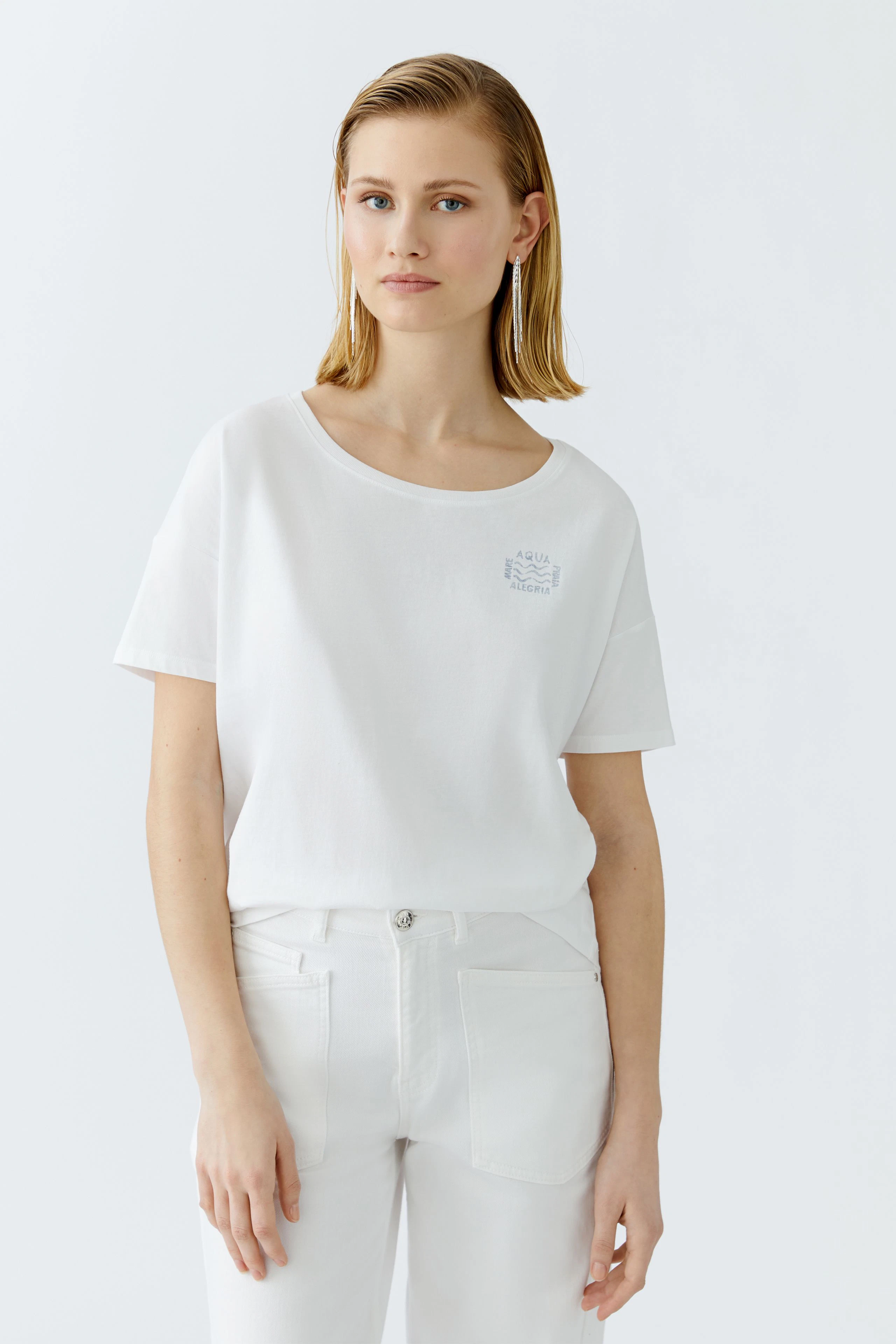 Weißes Damen-T-Shirt mit Rundhalsausschnitt, lässig und bequem, perfekt für den Alltag.