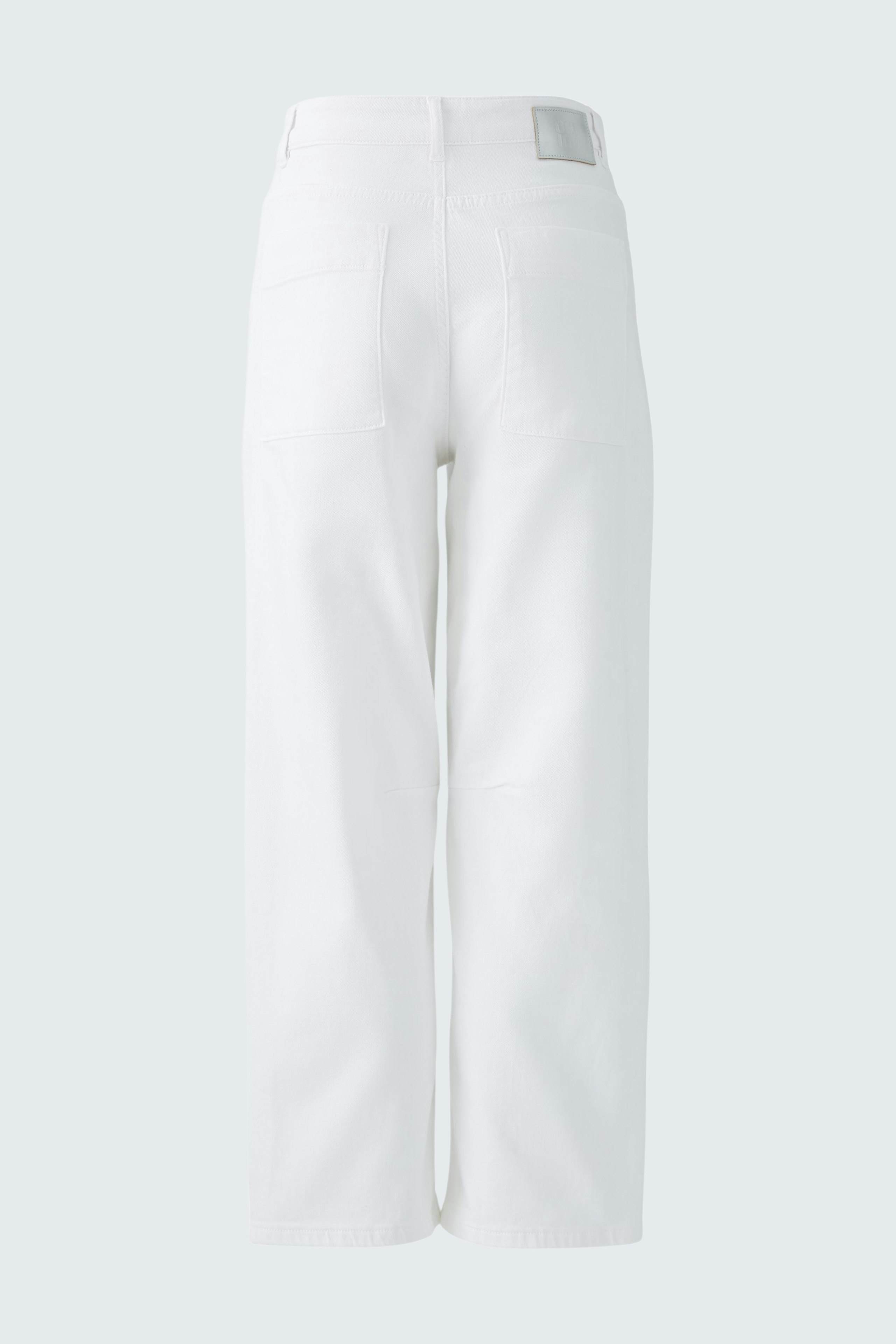 Weiße Damen-Jeans Tapered: Lässige, bequeme Passform mit geradem Bein und praktischen Taschen.