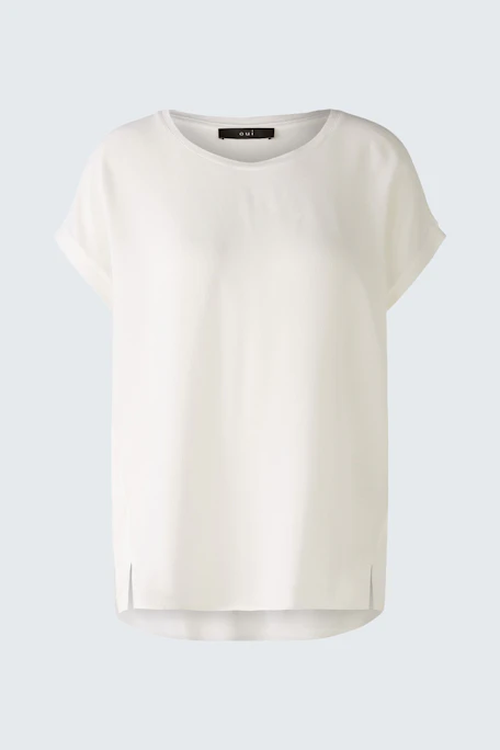 Lässiges Blusenshirt: Weiße Bluse mit kurzen Ärmeln und seitlichen Schlitzen.