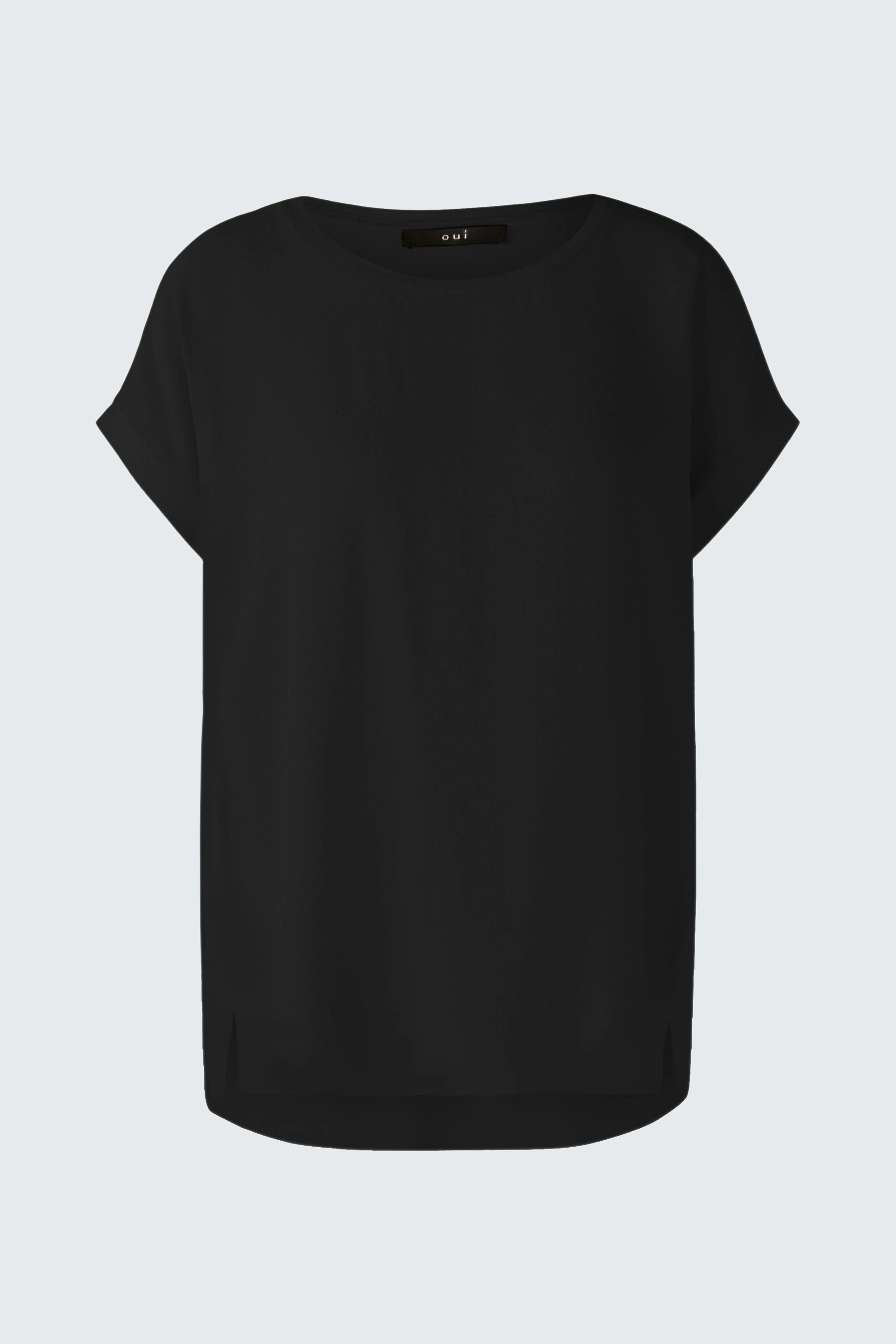 Schwarzes Blusenshirt: schlichtes, lockeres Oberteil mit Rundhalsausschnitt.