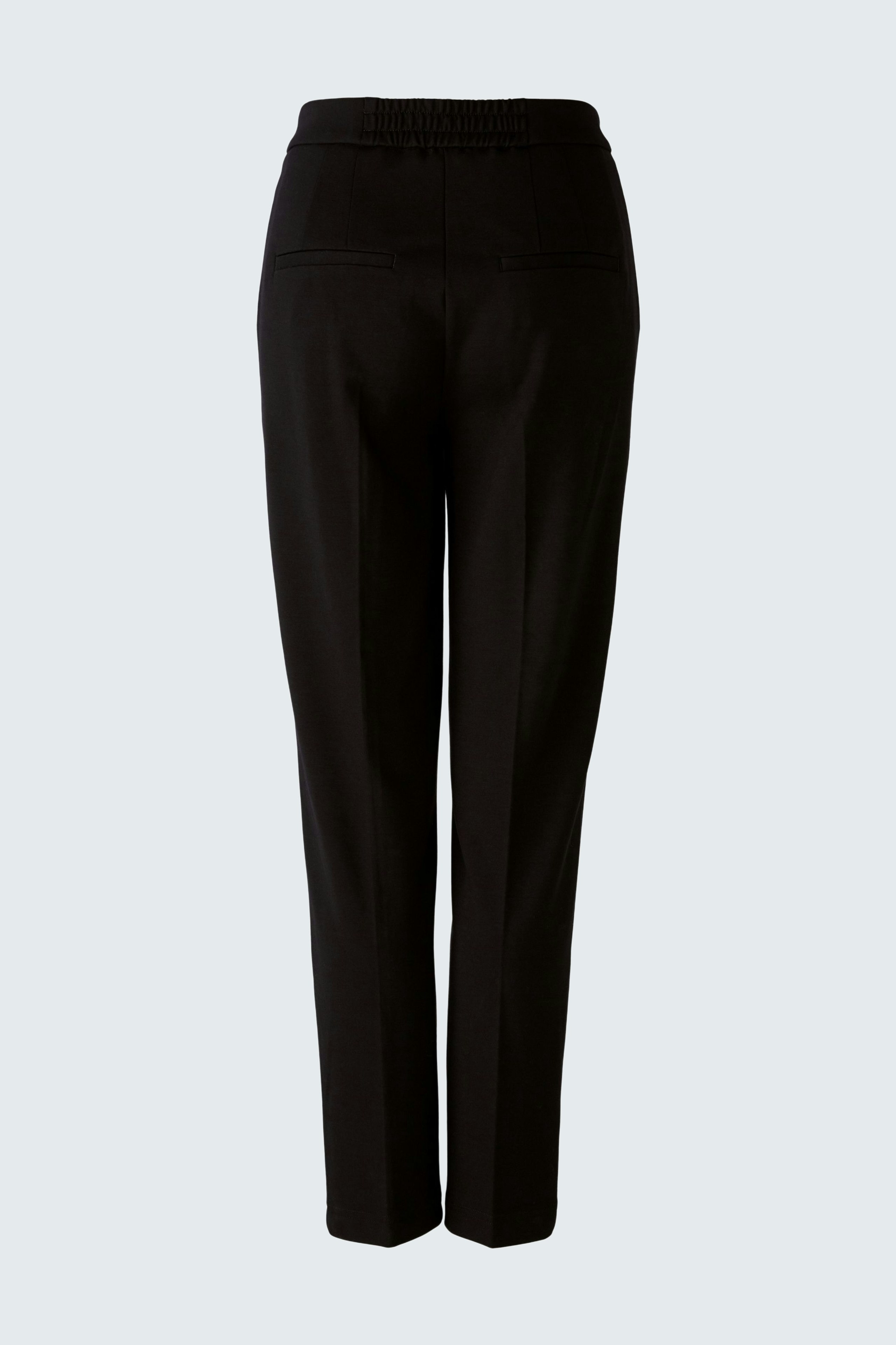 Comfortable women's trousers in black with a relaxed fit and elastic waistband.
