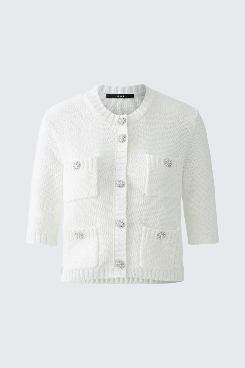 Damen-Strickjacke: Weiße Jacke mit Knöpfen und Taschen, lässig und vielseitig kombinierbar.