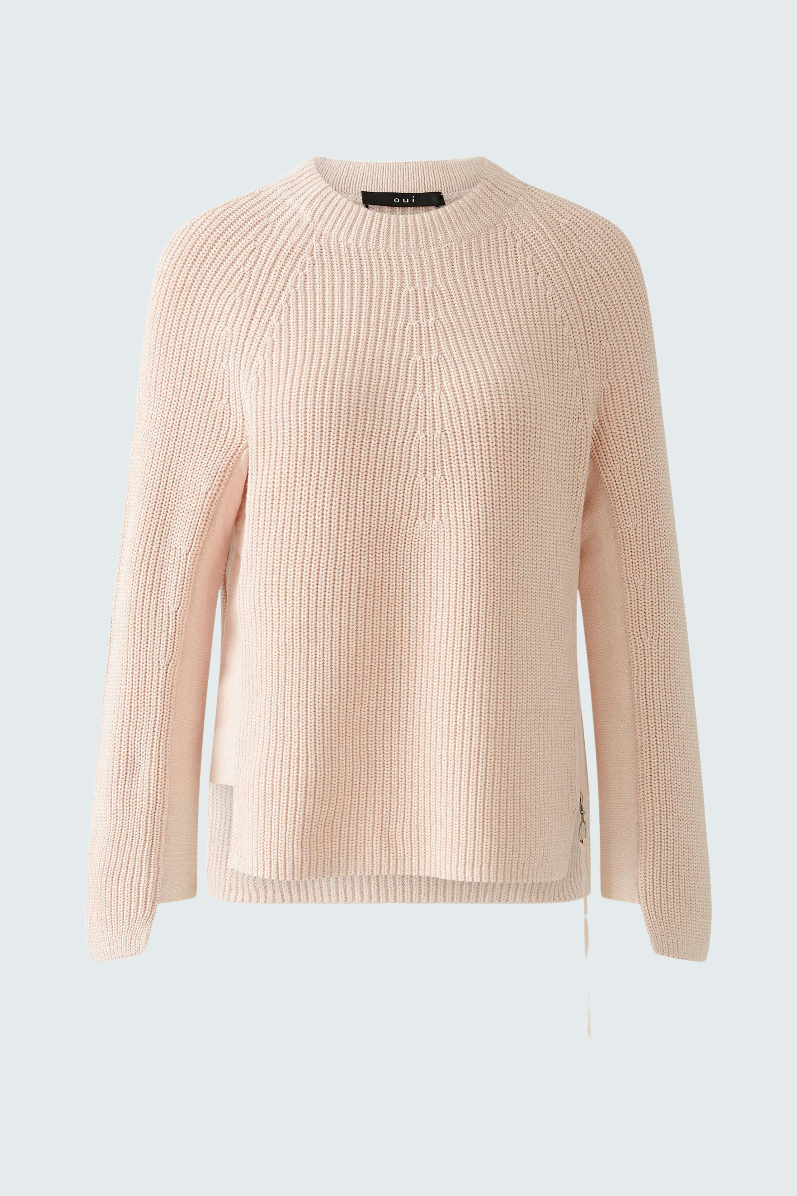Eleganter Damen-Pullover in zartem Rosa mit lässigem Schnitt und feiner Rippstruktur.