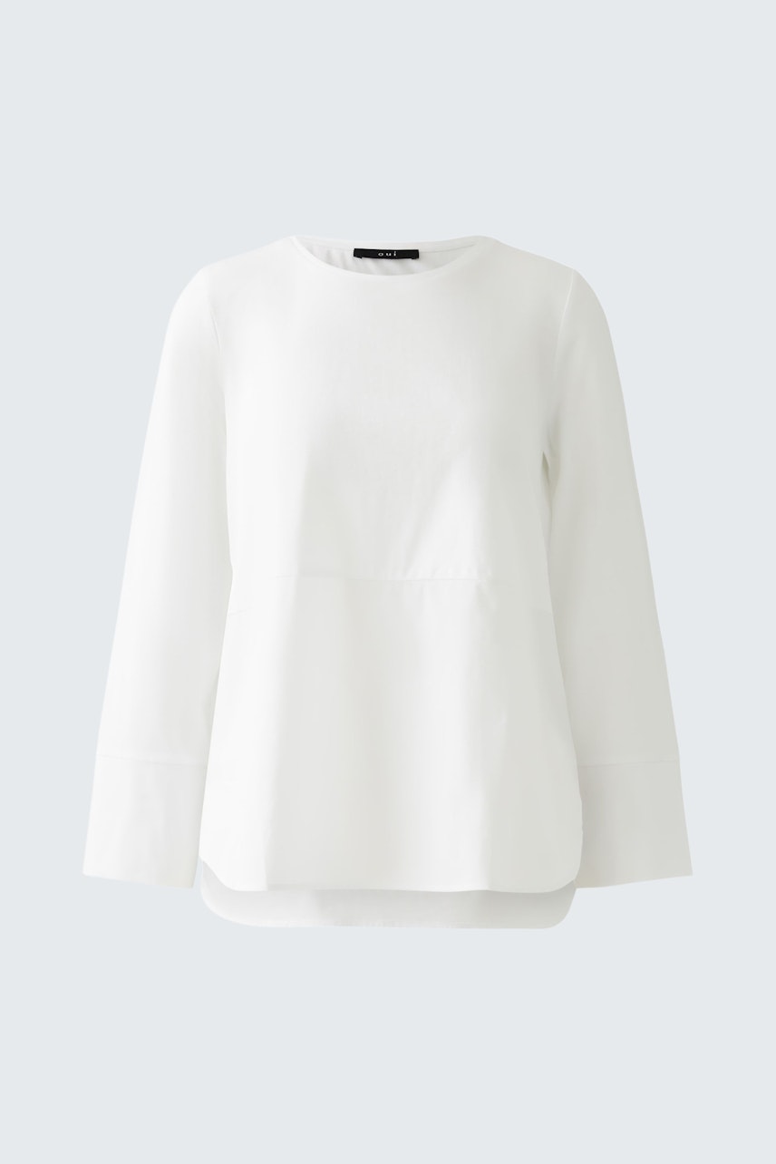 Elegantes Blusenshirt: Weiße Bluse mit langen Ärmeln, ideal für einen modernen Look.