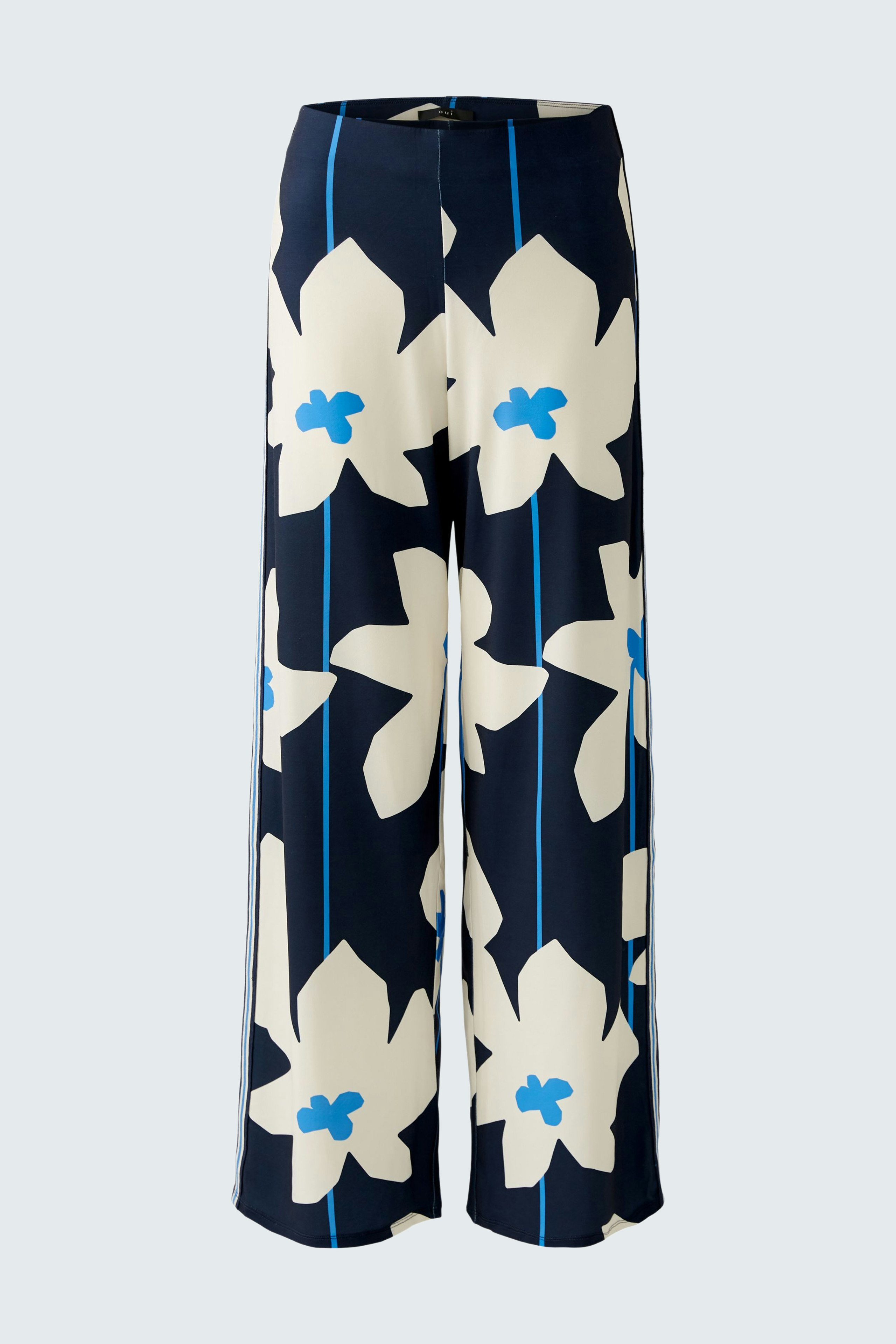Stylish women's trousers: Flowing wide-leg design with a floral pattern in navy and cream.