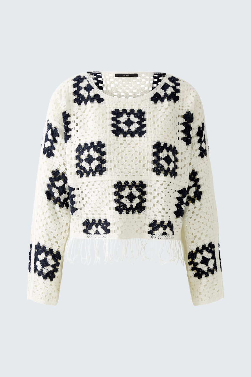 Stylish women's pullover: Cream with navy patterns, featuring a trendy cropped design.