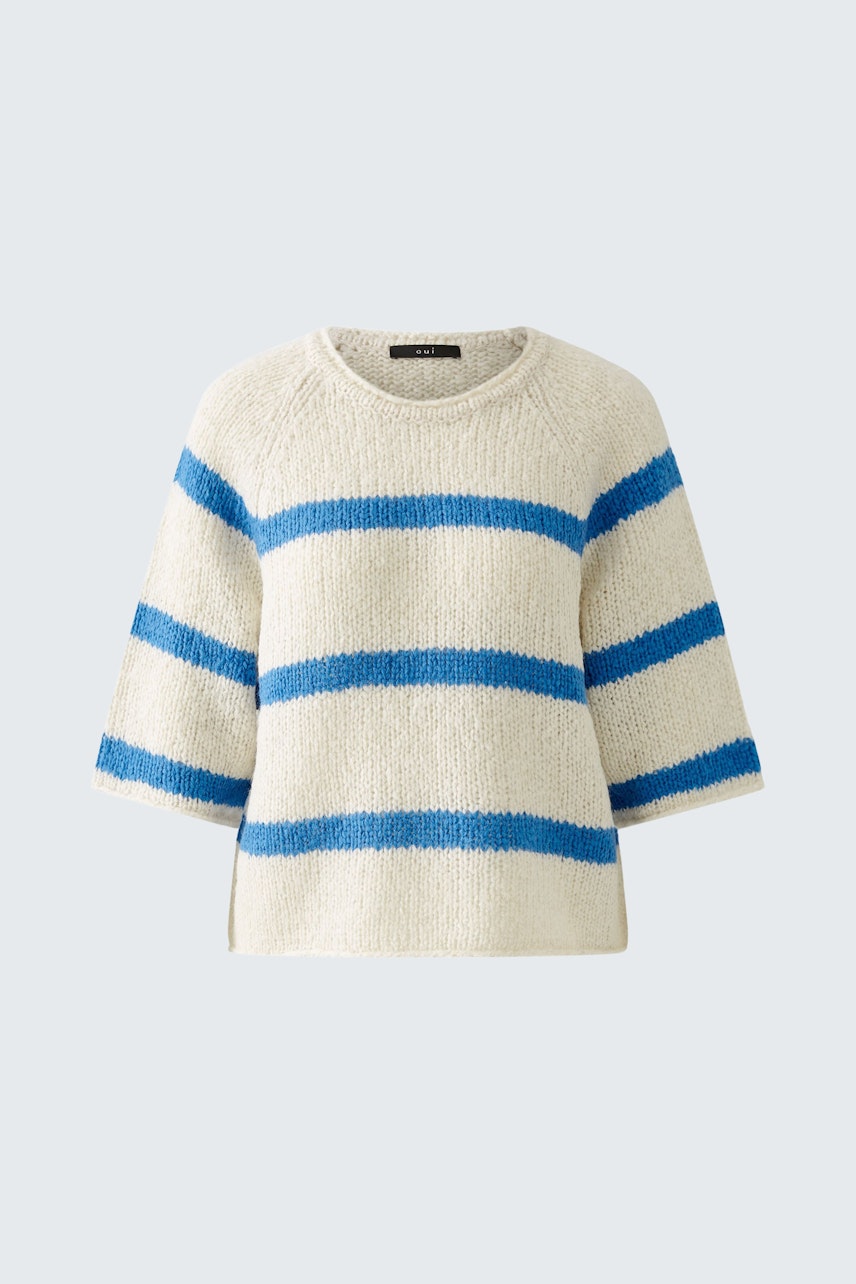 Cozy women's pullover: Cream with blue stripes, featuring a relaxed fit and short sleeves.