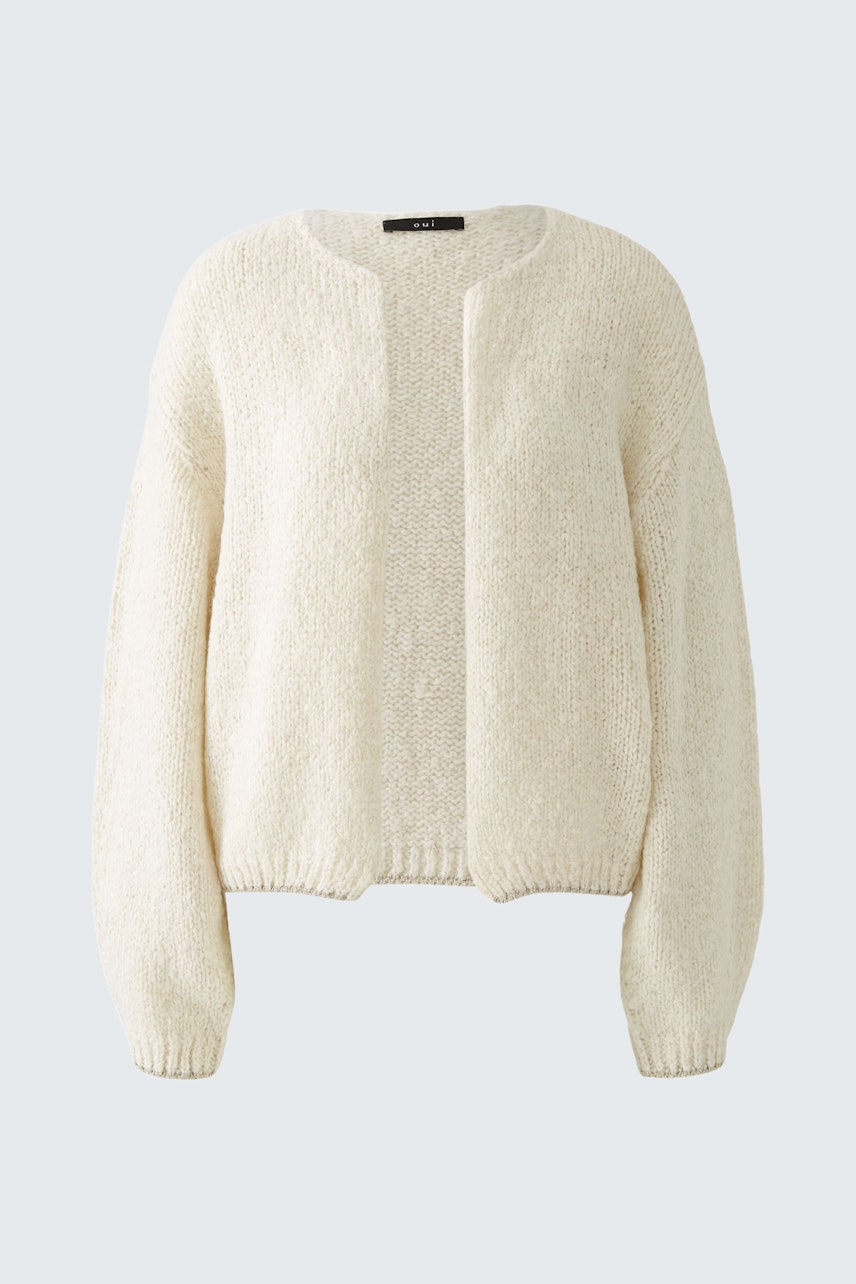 Helle Damen-Strickjacke mit lockerer Passform und langen Ärmeln, ideal für lässige Outfits.