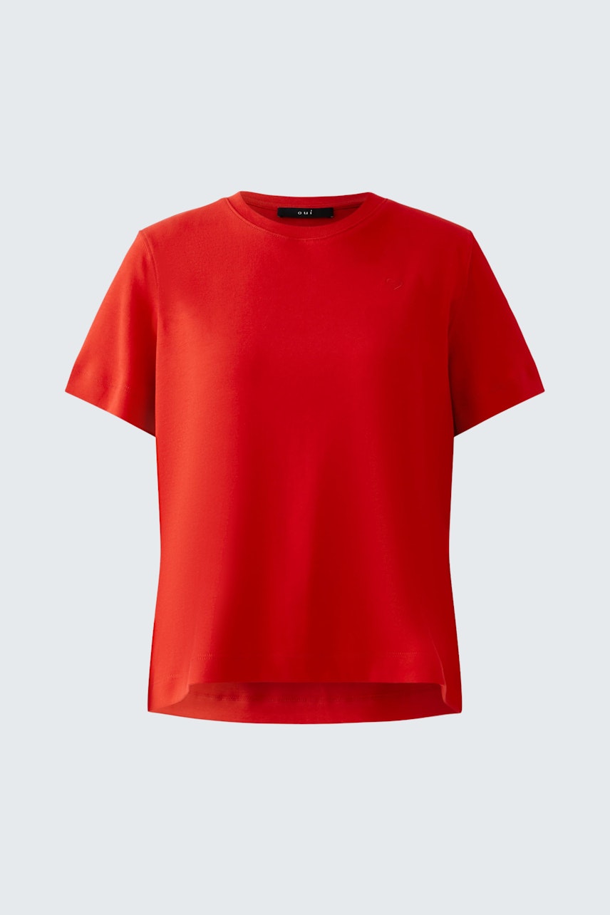 Stylish women's T-shirt in vibrant red, perfect for casual or dressy occasions.