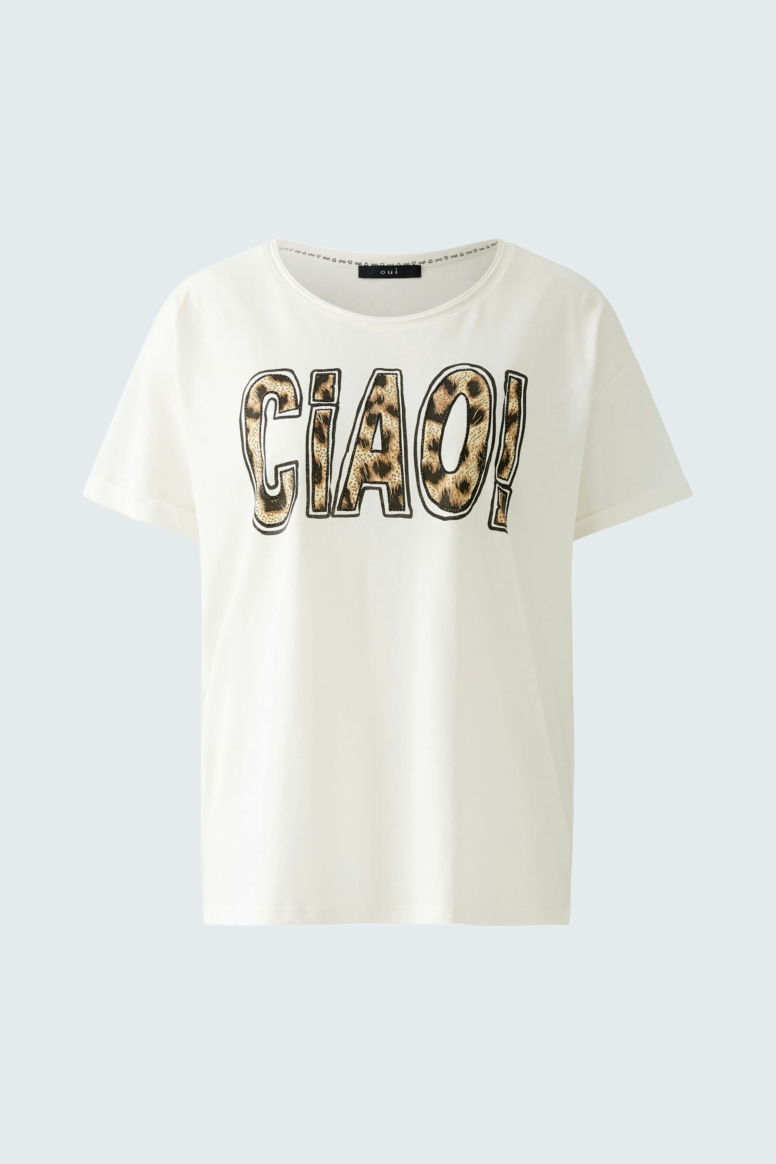 Stylish women's T-shirt: White tee with 'CIAO!' print in leopard design, perfect for casual wear.
