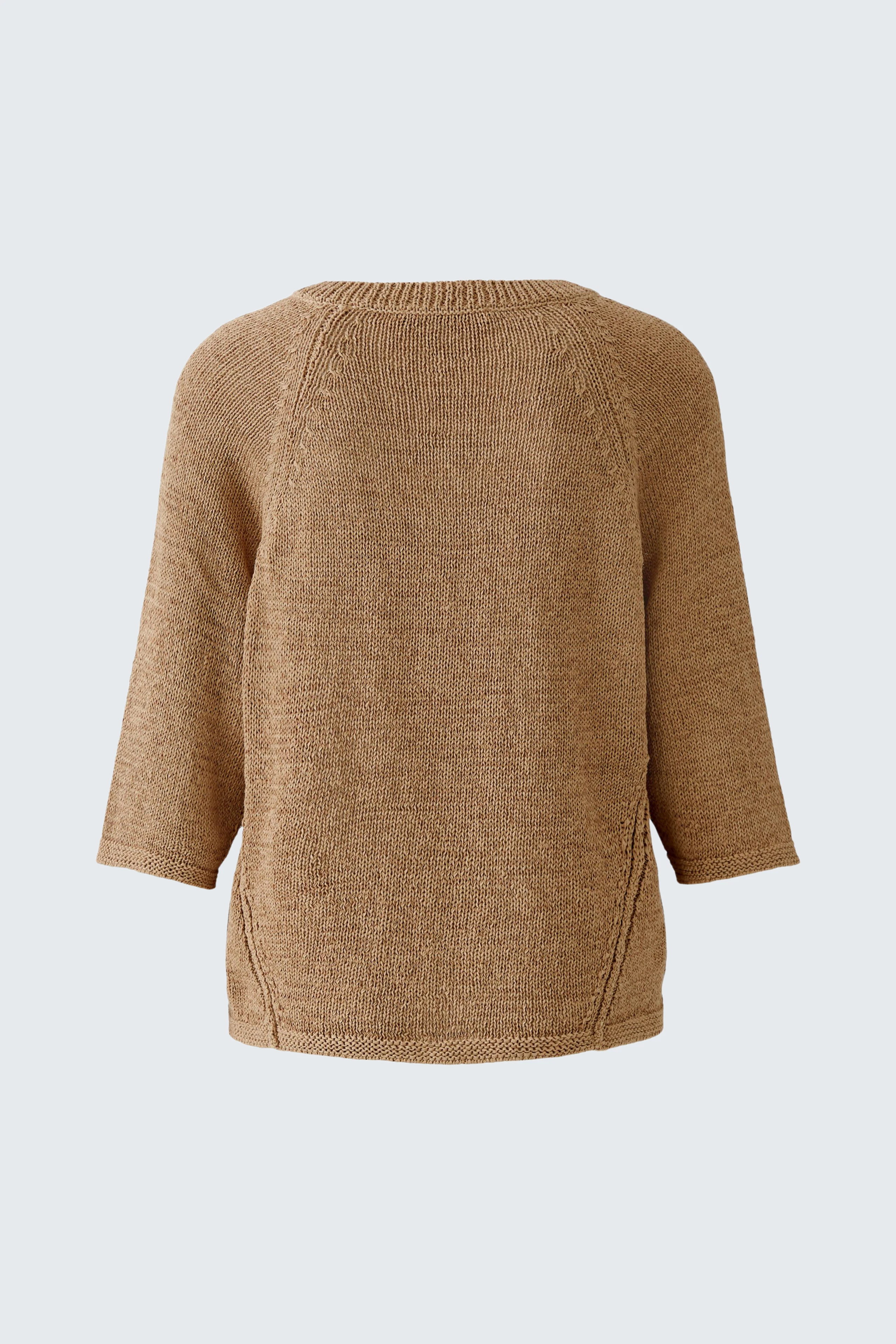 Casual women's pullover: Back view of a brown knitted pullover with three-quarter sleeves.