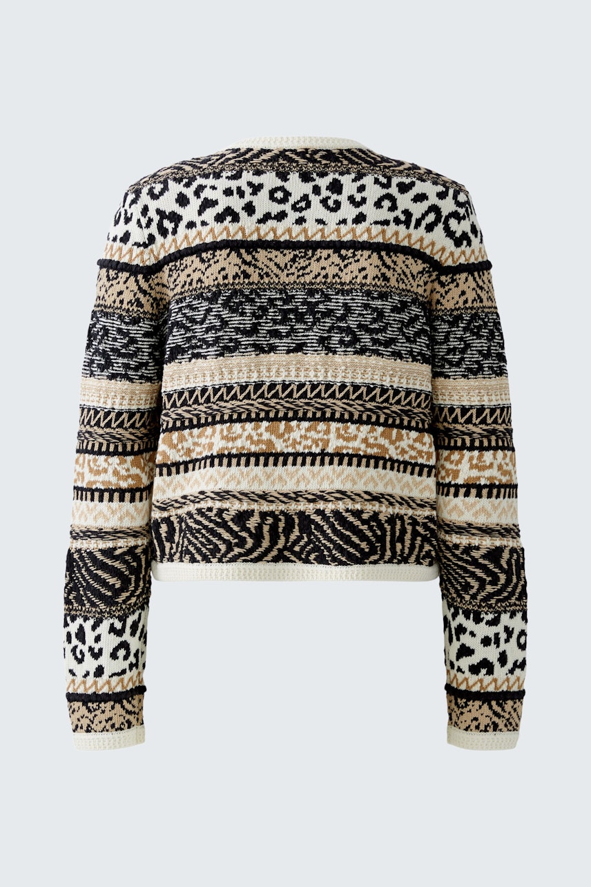 Gemusterte Damen-Strickjacke in verschiedenen Farben mit lässigem Schnitt.