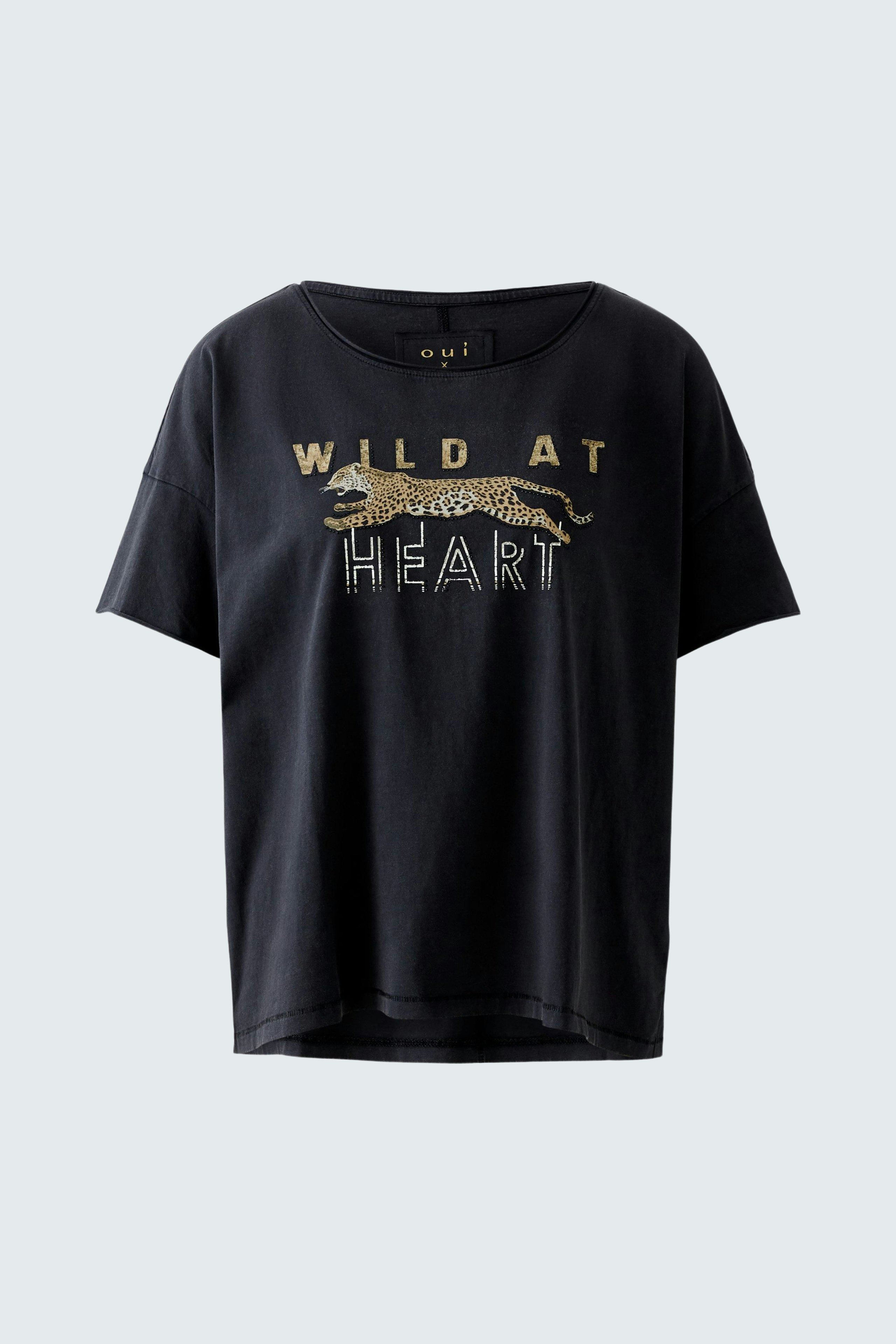 Casual women's T-shirt in black with a gold leopard print and 'WILD AT HEART' lettering.